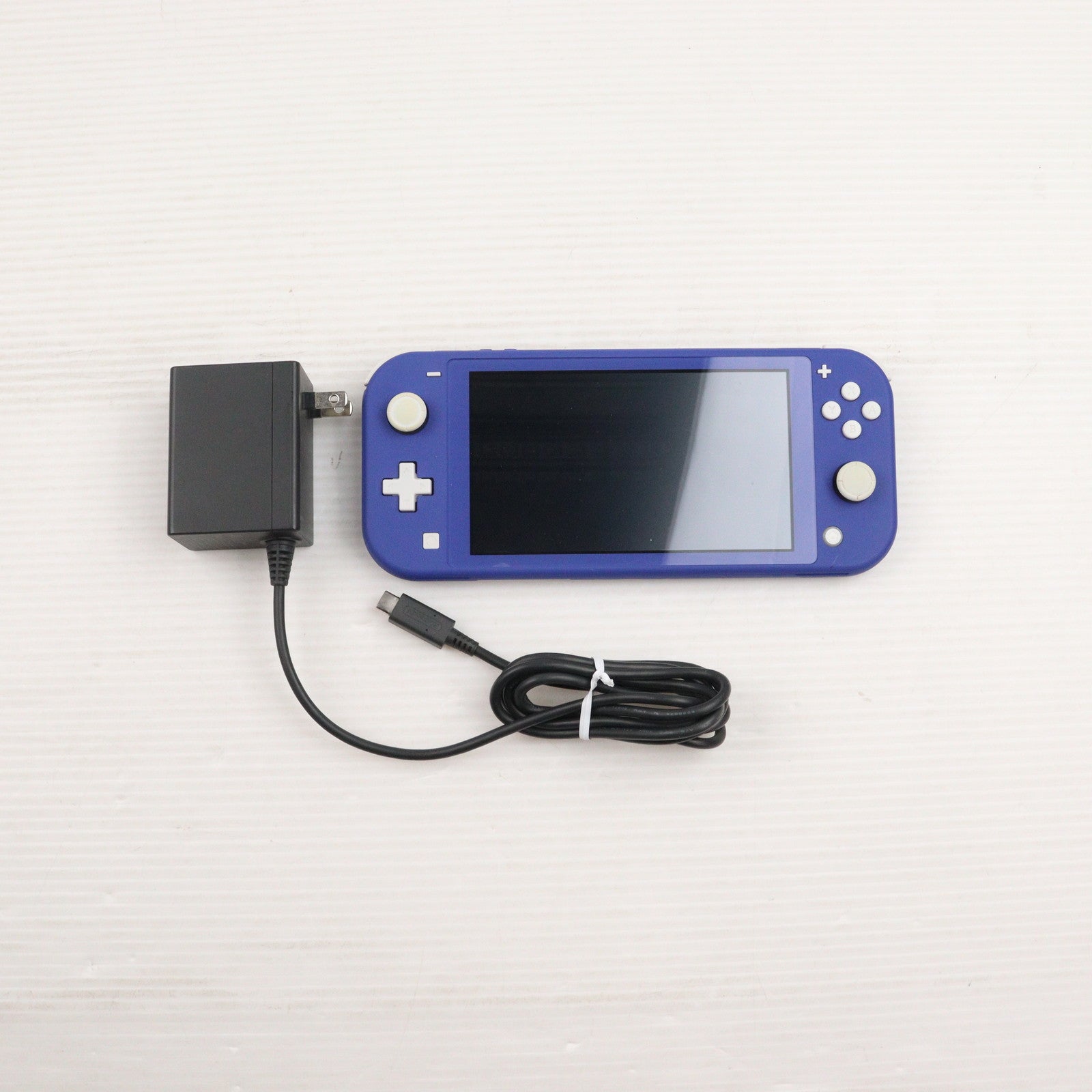 【中古即納】[Switch] (本体) Nintendo Switch Lite(ニンテンドースイッチライト) ブルー 任天堂(HDH-S-BBZAA)(20210521)