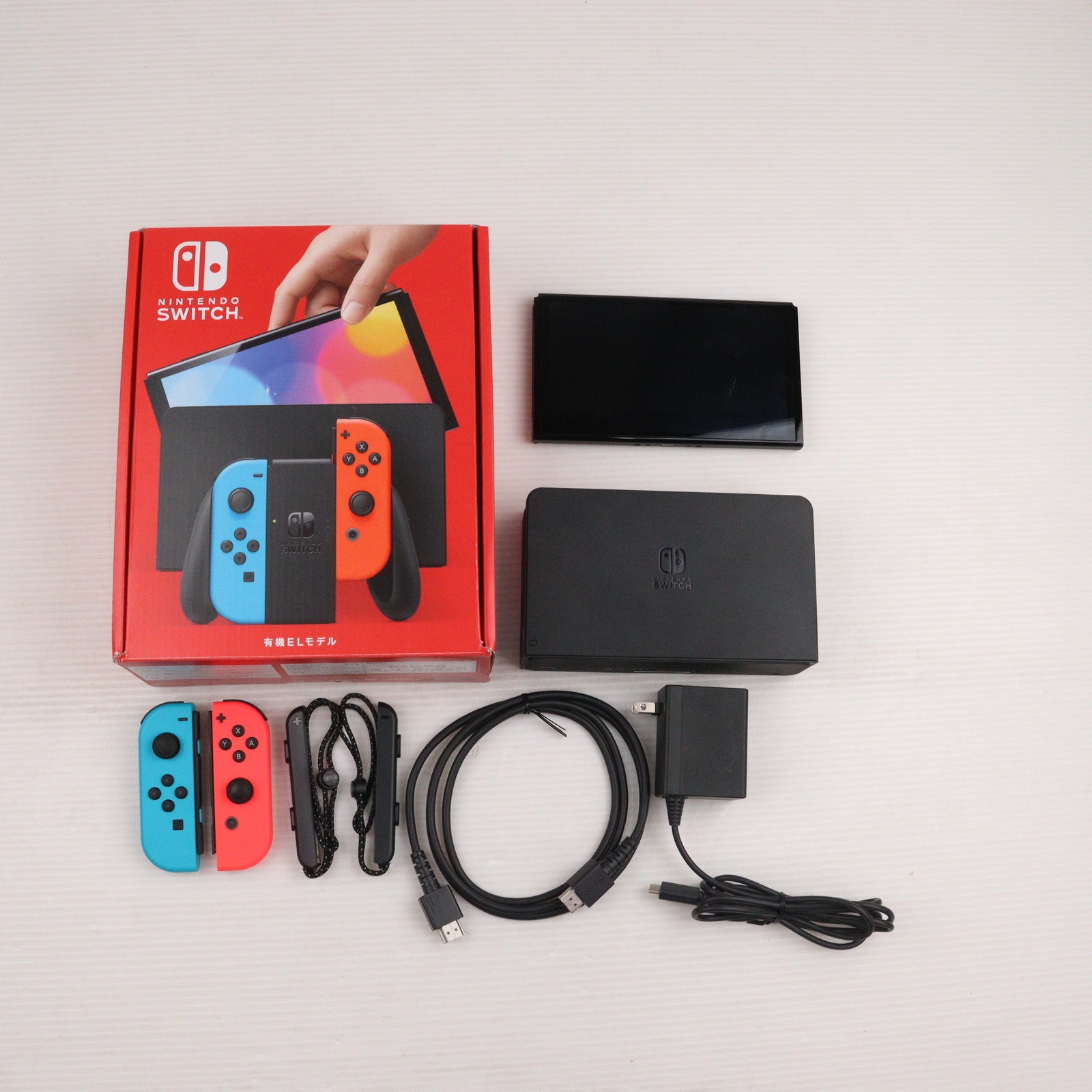 【中古即納】[Switch] (本体) Nintendo Switch(有機ELモデル) ニンテンドースイッチ Joy-Con(L) ネオンブルー/R ネオンレッド 任天堂(HEG-S-KABAA)(20211008)