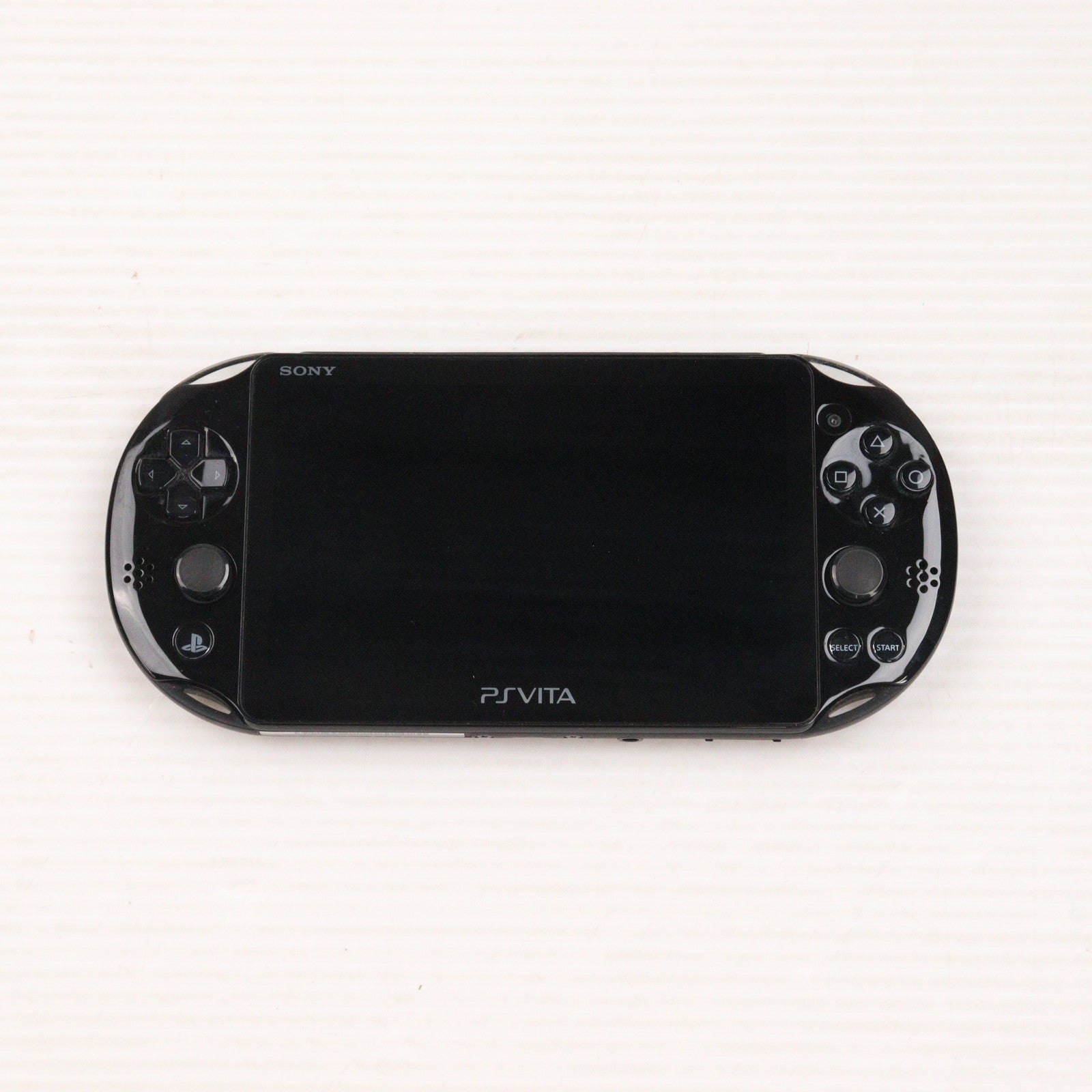 【中古即納】[PSVita] (本体) PlayStation Vita プレイステーションVita Wi-Fiモデル ブラック SCE(PCH-2000ZA11)(20140925)