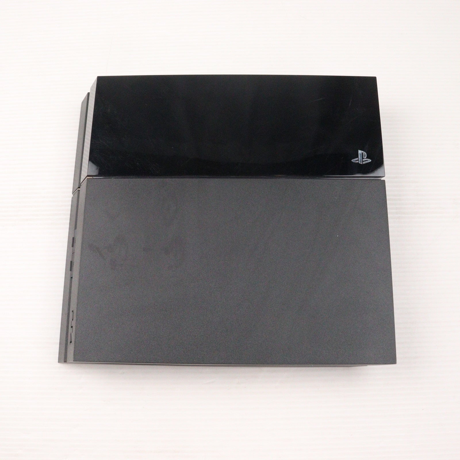 【中古即納】[PS4] (本体) プレイステーション4 PlayStation4 ジェット・ブラック HDD500GB SCE(CUH-1000AB01)(20140222)