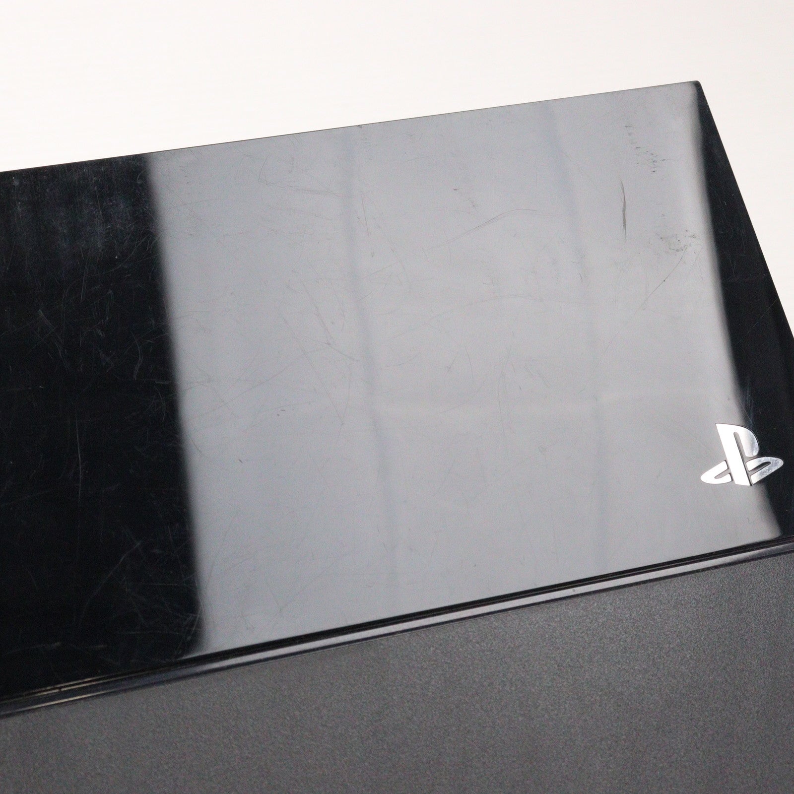 【中古即納】[PS4] (本体) プレイステーション4 PlayStation4 ジェット・ブラック HDD500GB SCE(CUH-1000AB01)(20140222)