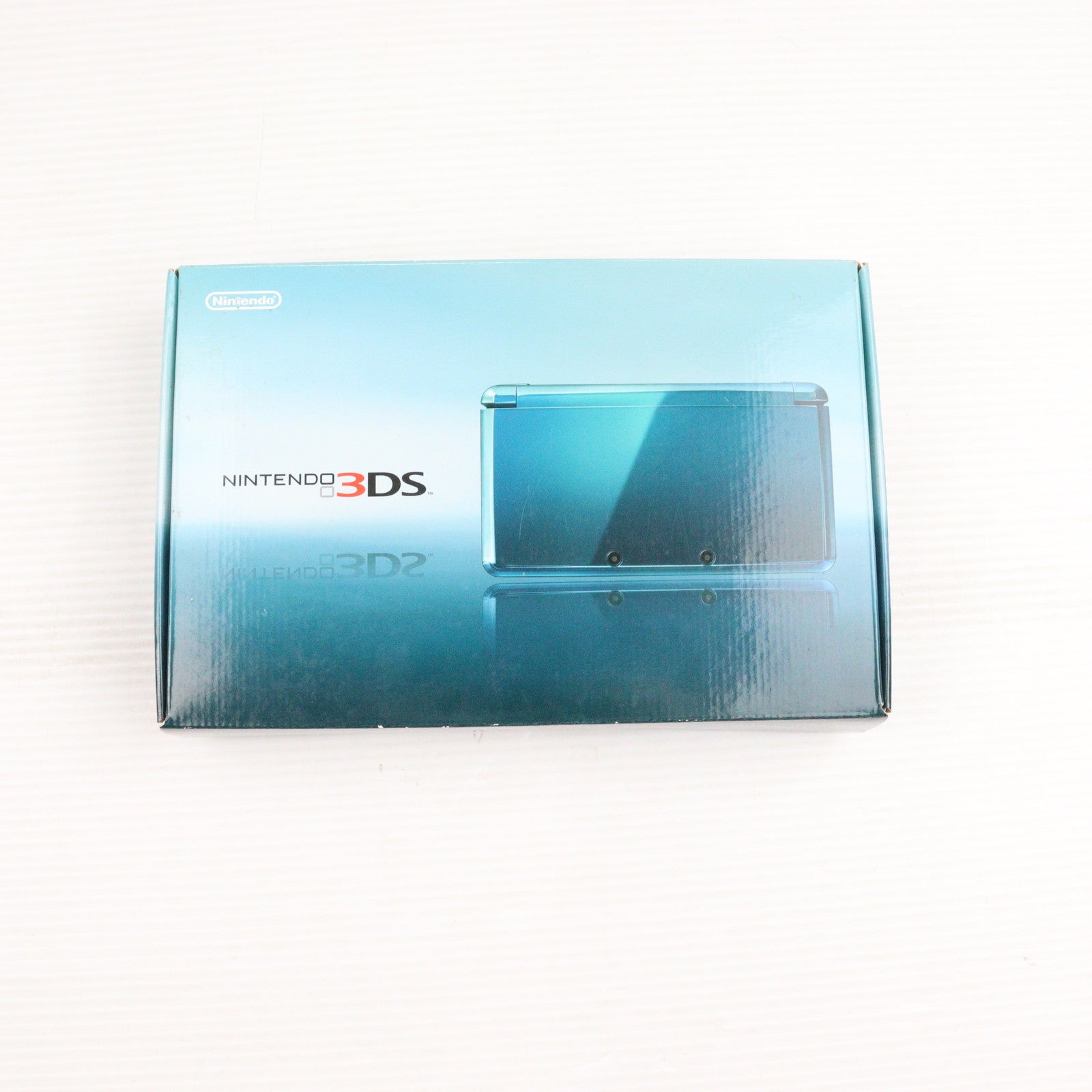 【中古即納】[3DS] (本体) ニンテンドー3DS アクアブルー 任天堂(CTR-S-BAAA)(20110226)