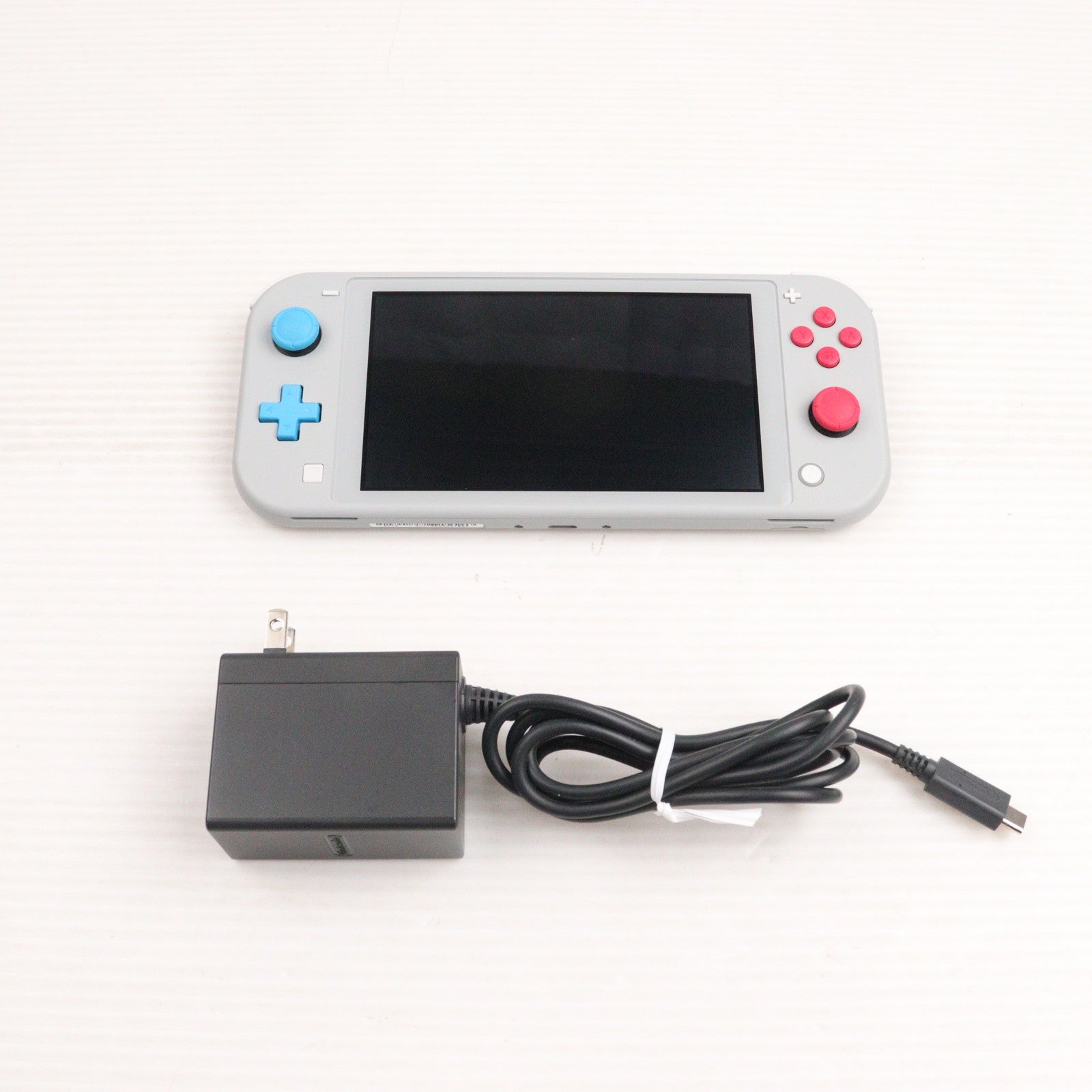 【中古即納】[Switch] (本体) Nintendo Switch Lite(ニンテンドースイッチライト) ザシアン・ザマゼンタ 任天堂(HDH-S-GBZAA)(20191101)