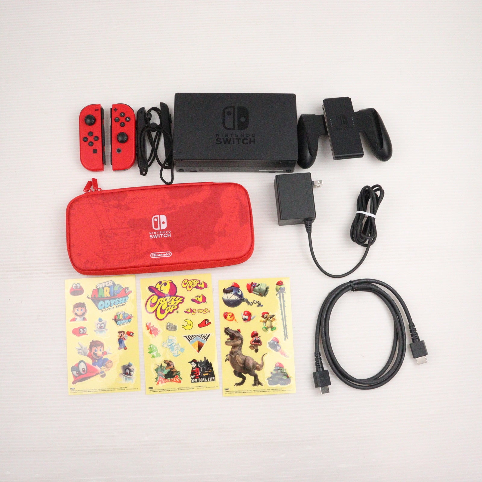 【中古即納】[Switch] (本体)(保護フィルム無し) Nintendo Switch(ニンテンドースイッチ) スーパーマリオ オデッセイセット 任天堂(HAC-S-KADEE)(20171027)