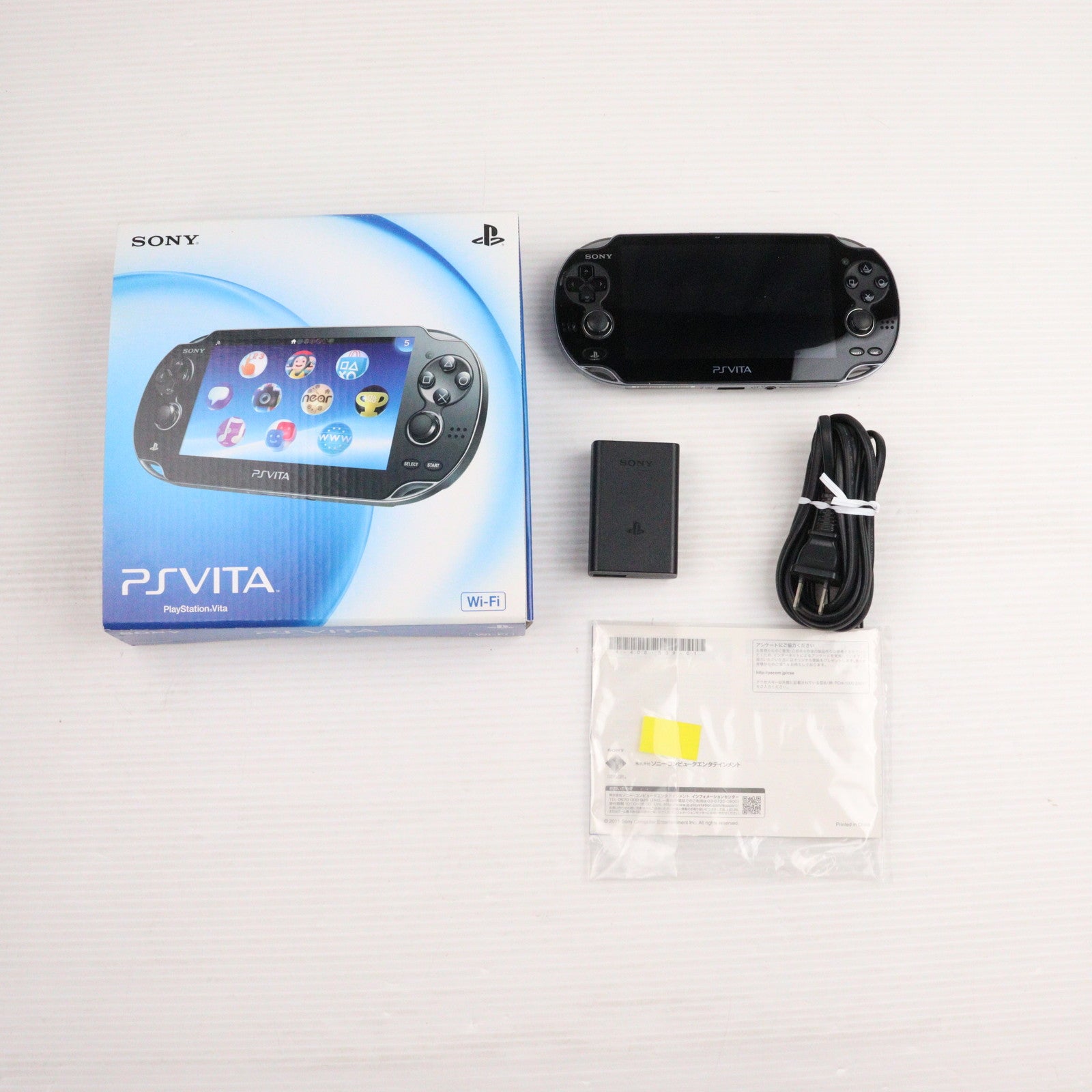 【中古即納】[PSVita] (本体) PlayStation Vita(プレイステーション ヴィータ) Wi-Fiモデル クリスタル・ブラック SCE(PCH-1000ZA01)(20111217)