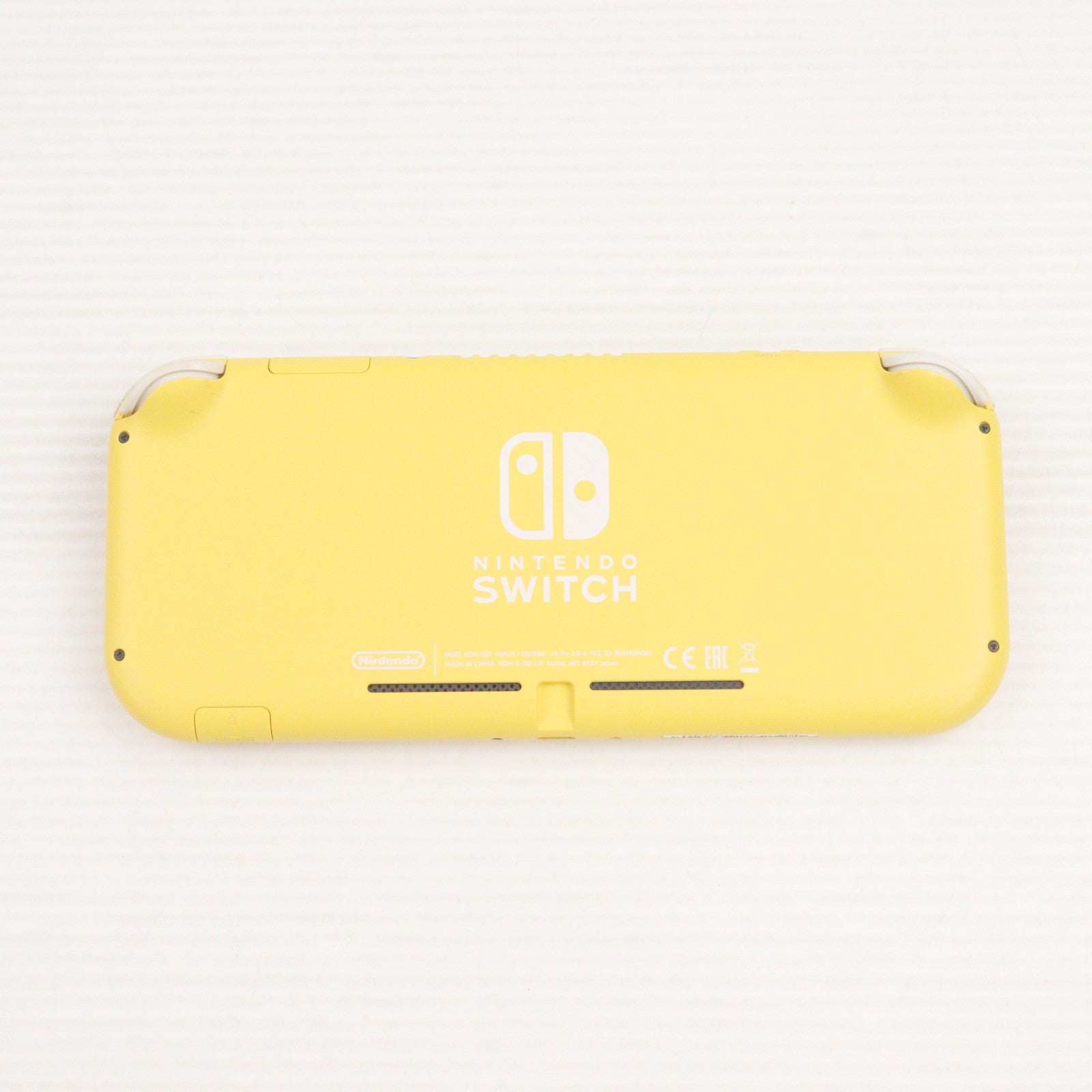 【中古即納】[Switch] (本体) Nintendo Switch Lite(ニンテンドースイッチライト) イエロー 任天堂(HDH-S-YAZAA)(20190920)