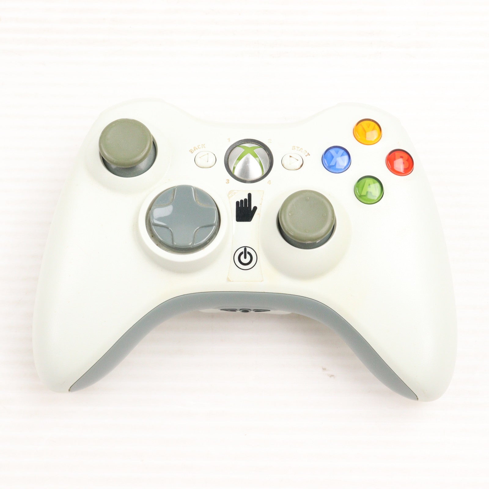 【中古即納】[Xbox360] (本体) Xbox 360 HDMI端子搭載型 マイクロソフト(B4J-00113)(20080101)