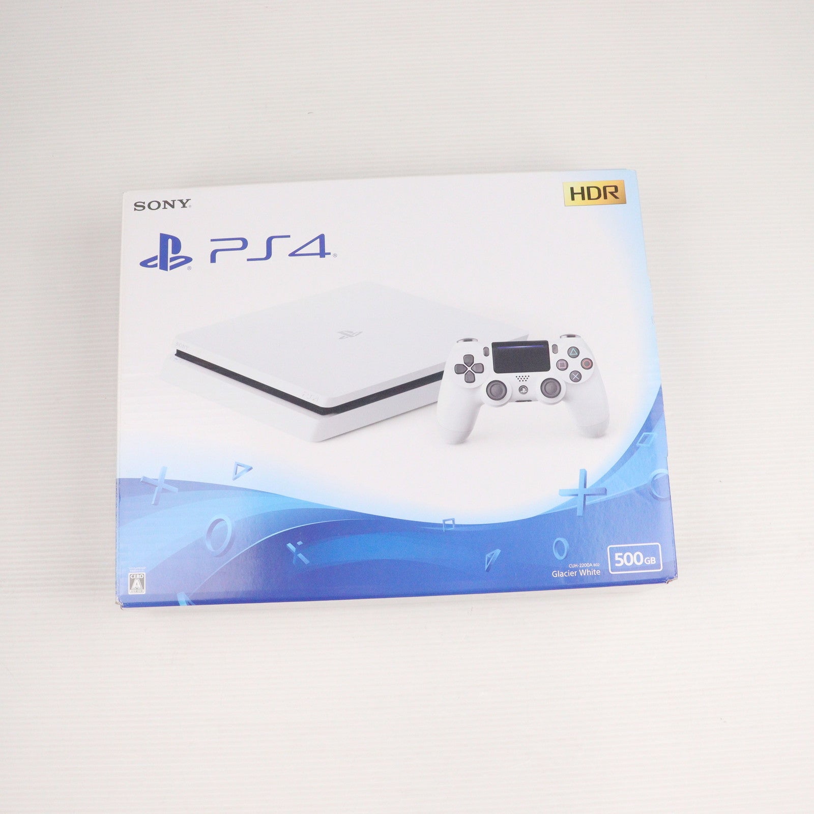 【中古即納】[PS4] (本体) PlayStation 4(プレイステーション4) グレイシャー・ホワイト 500GB SIE(CUH-2200AB02)(20180816)