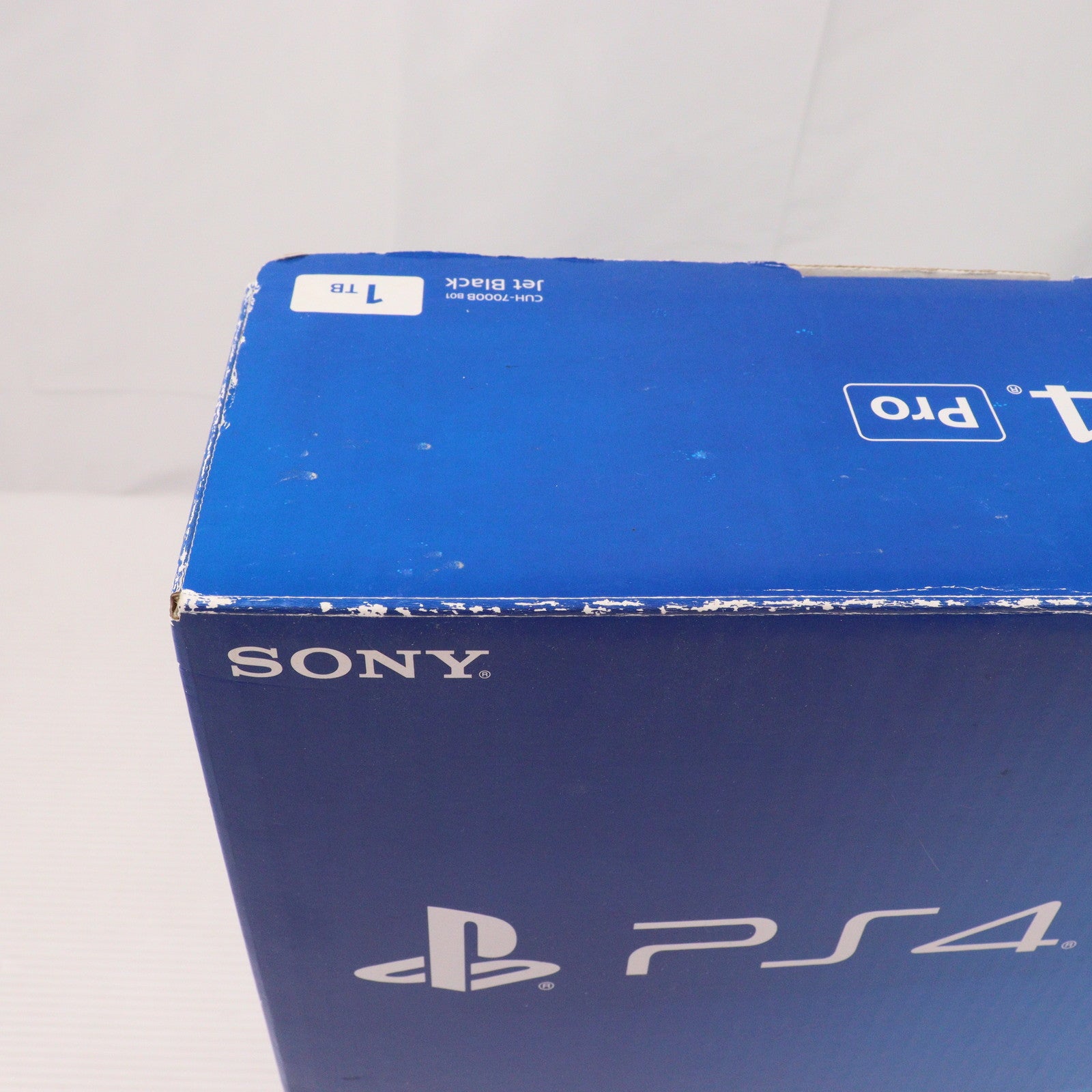 【中古即納】[PS4] (本体) PlayStation 4 Pro(プレイステーション4 プロ) ジェット・ブラック 1TB SIE(CUH-7000BB01)(20161110)