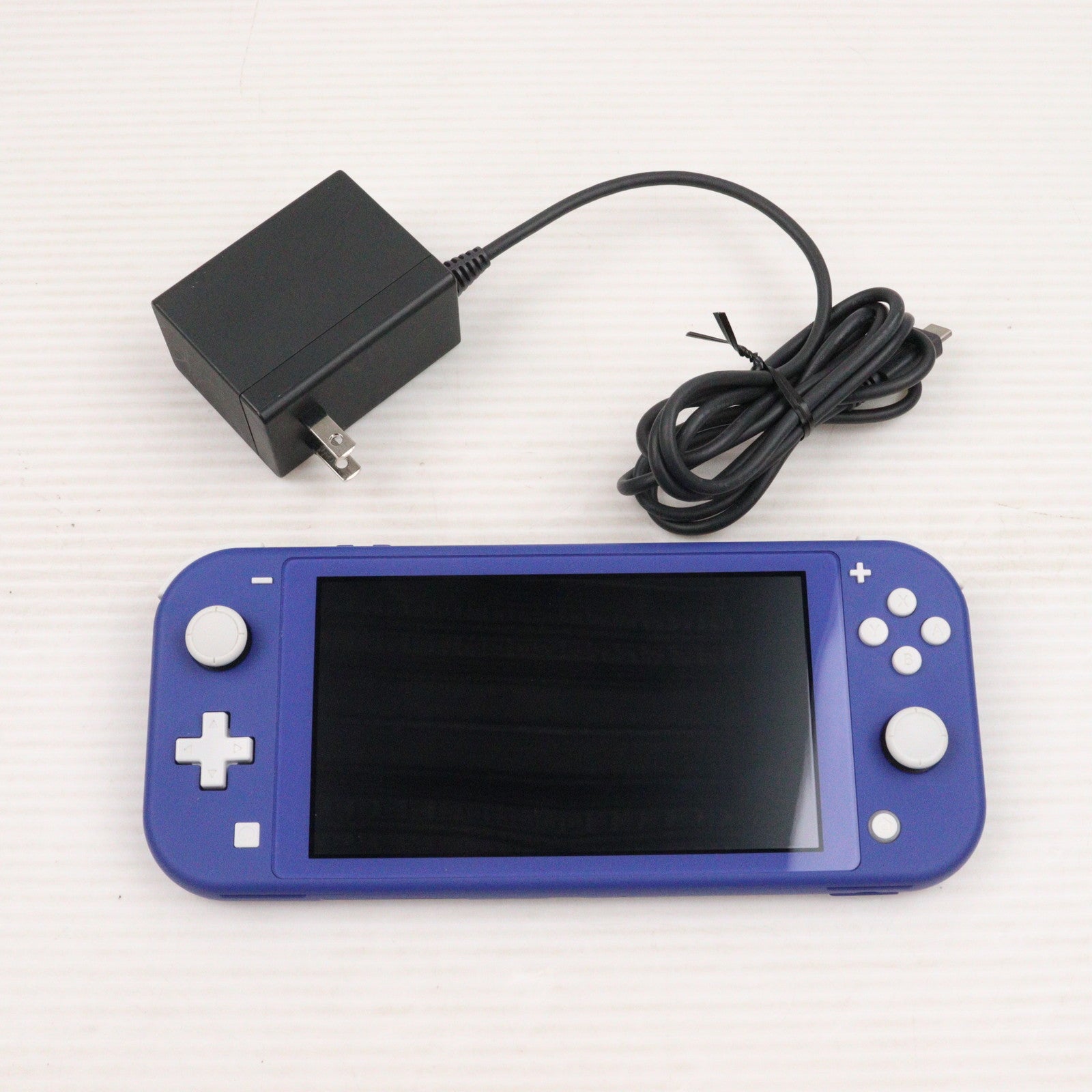 【中古即納】[Switch] (本体) Nintendo Switch Lite(ニンテンドースイッチライト) ブルー 任天堂(HDH-S-BBZAA)(20210521)