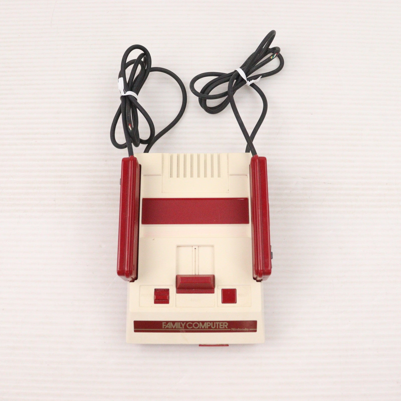 中古即納】[FC](本体) ニンテンドークラシックミニ ファミリー
