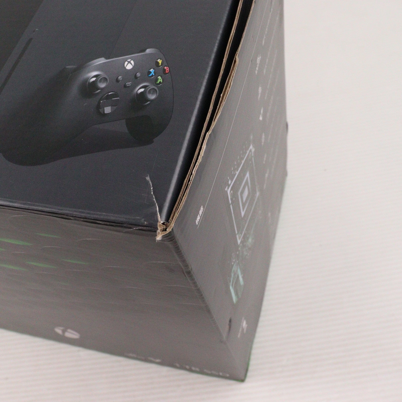 【中古即納】[XboxX/S] (本体) Xbox Series X 1TB 日本マイクロソフト(RRT-00015)(20201110)