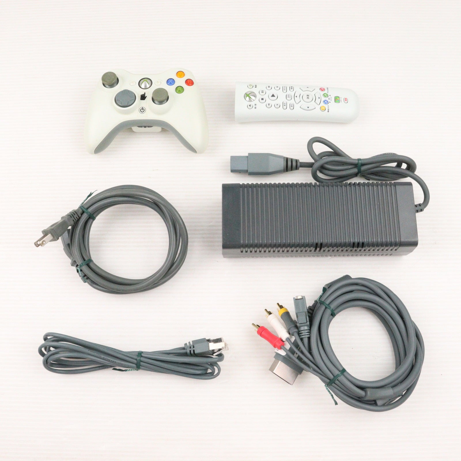 【中古即納】[Xbox360] (本体) Xbox 360 HDMI端子搭載型 マイクロソフト(B4J-00113)(20080101)