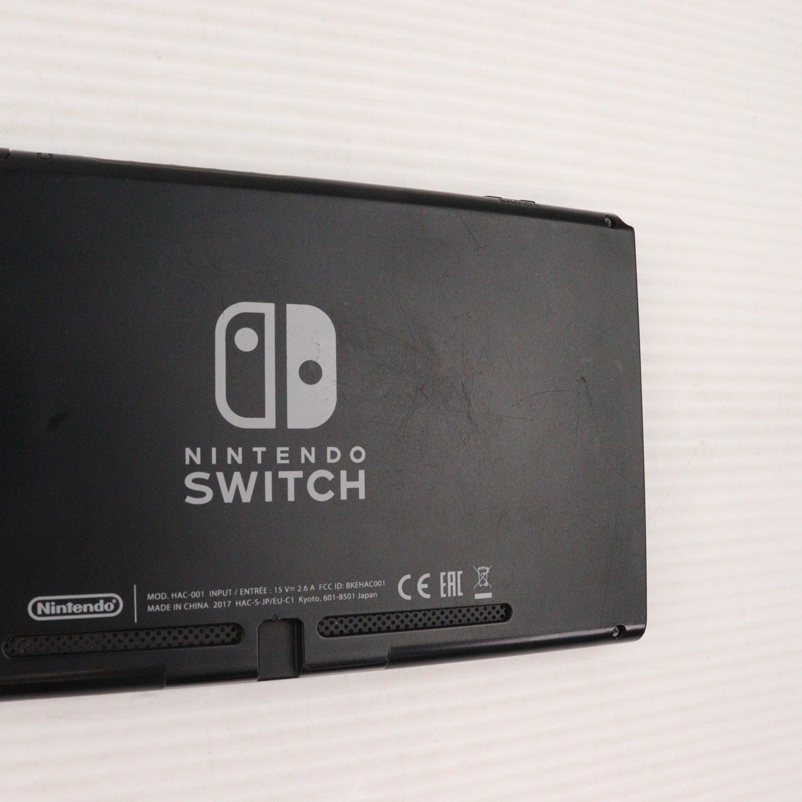 【中古即納】[Switch] (本体) Nintendo Switch(ニンテンドースイッチ) Joy-Con(L)/R グレー 任天堂(HAC-S-KAAAA)(20170303)