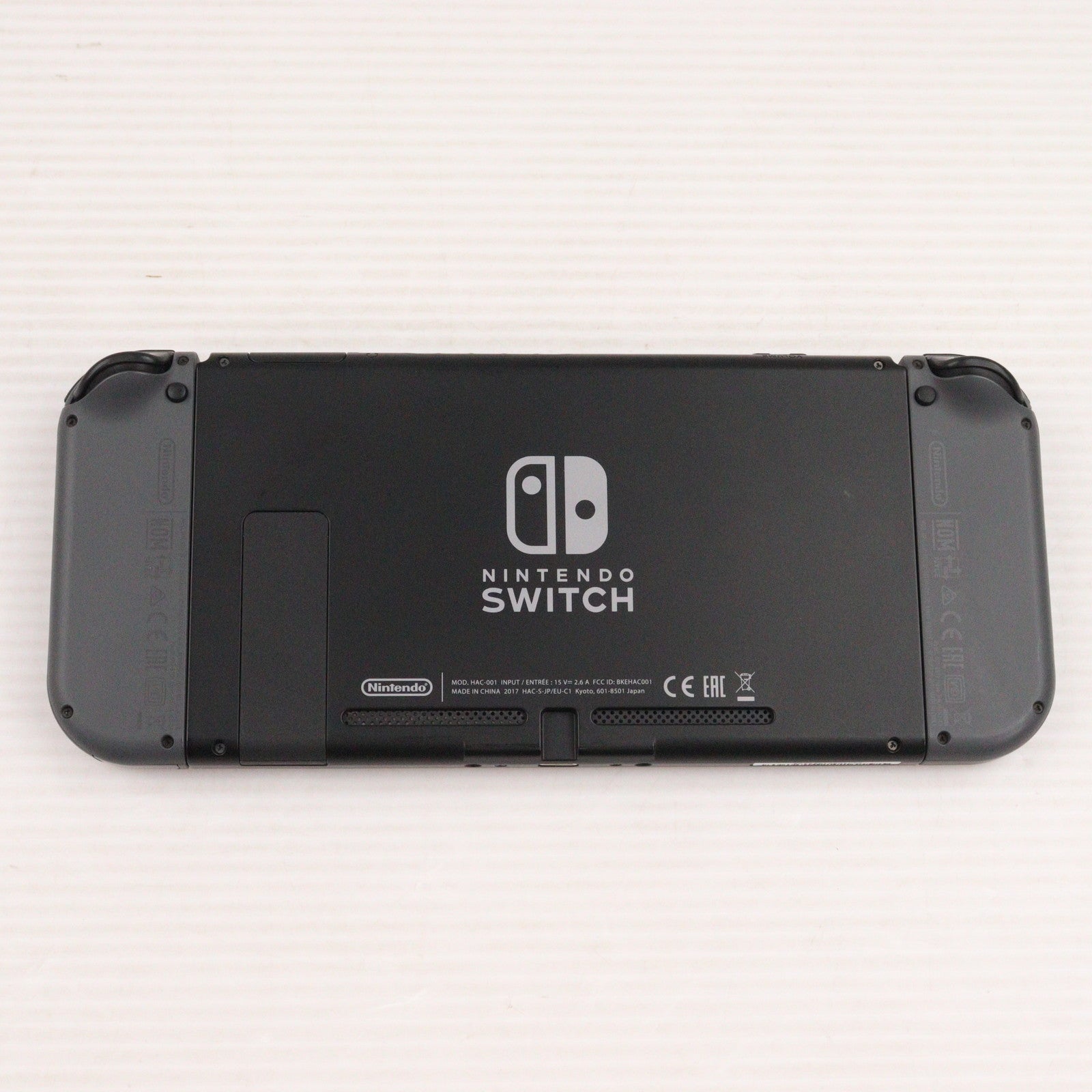 【中古即納】[Switch] (本体) Nintendo Switch(ニンテンドースイッチ) Joy-Con(L)/R グレー 任天堂(HAC-S-KAAAA)(20170303)
