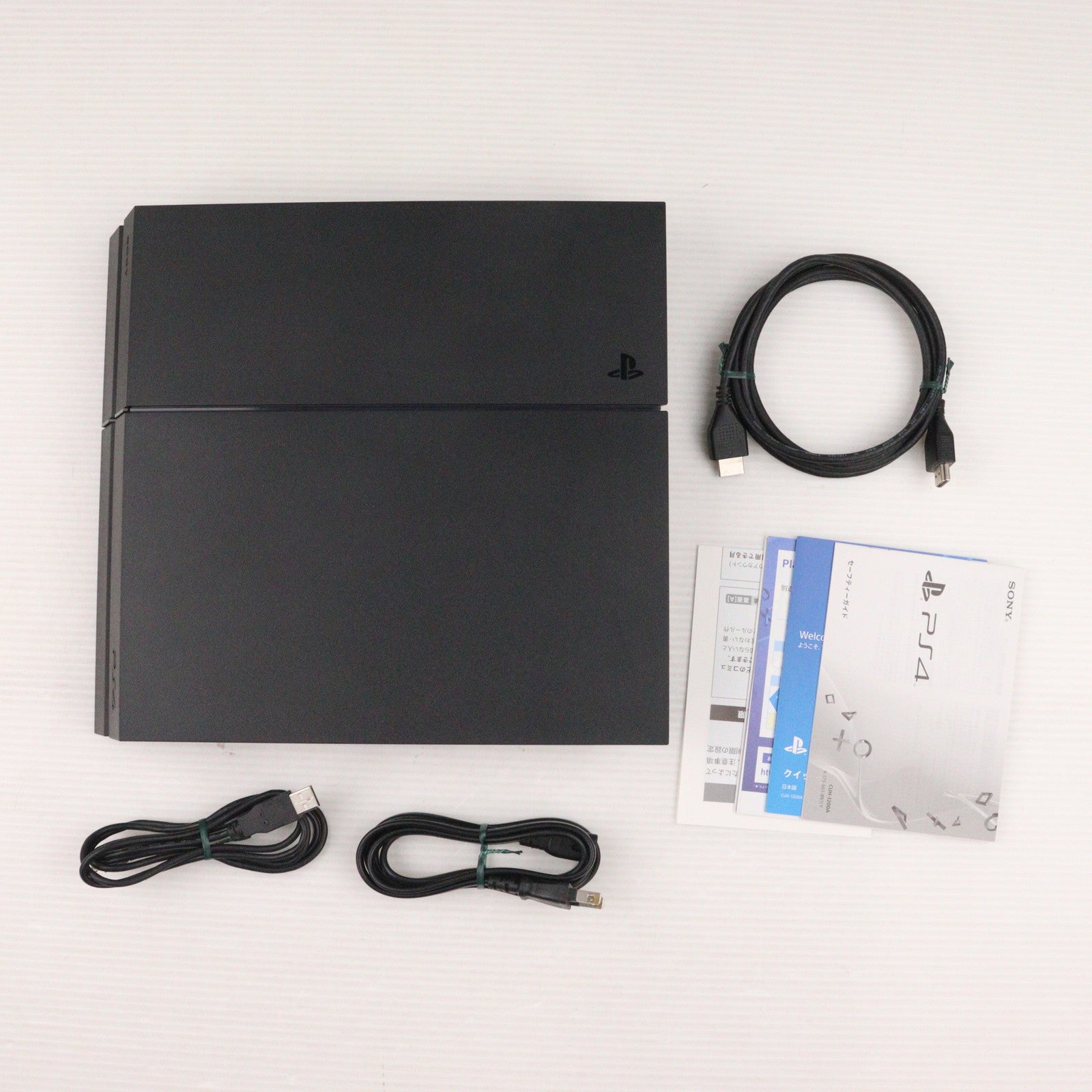 【中古即納】[PS4] (本体) PlayStation 4(プレイステーション4) ジェット・ブラック HDD500GB SCE(CUH-1200AB01)(20150625)