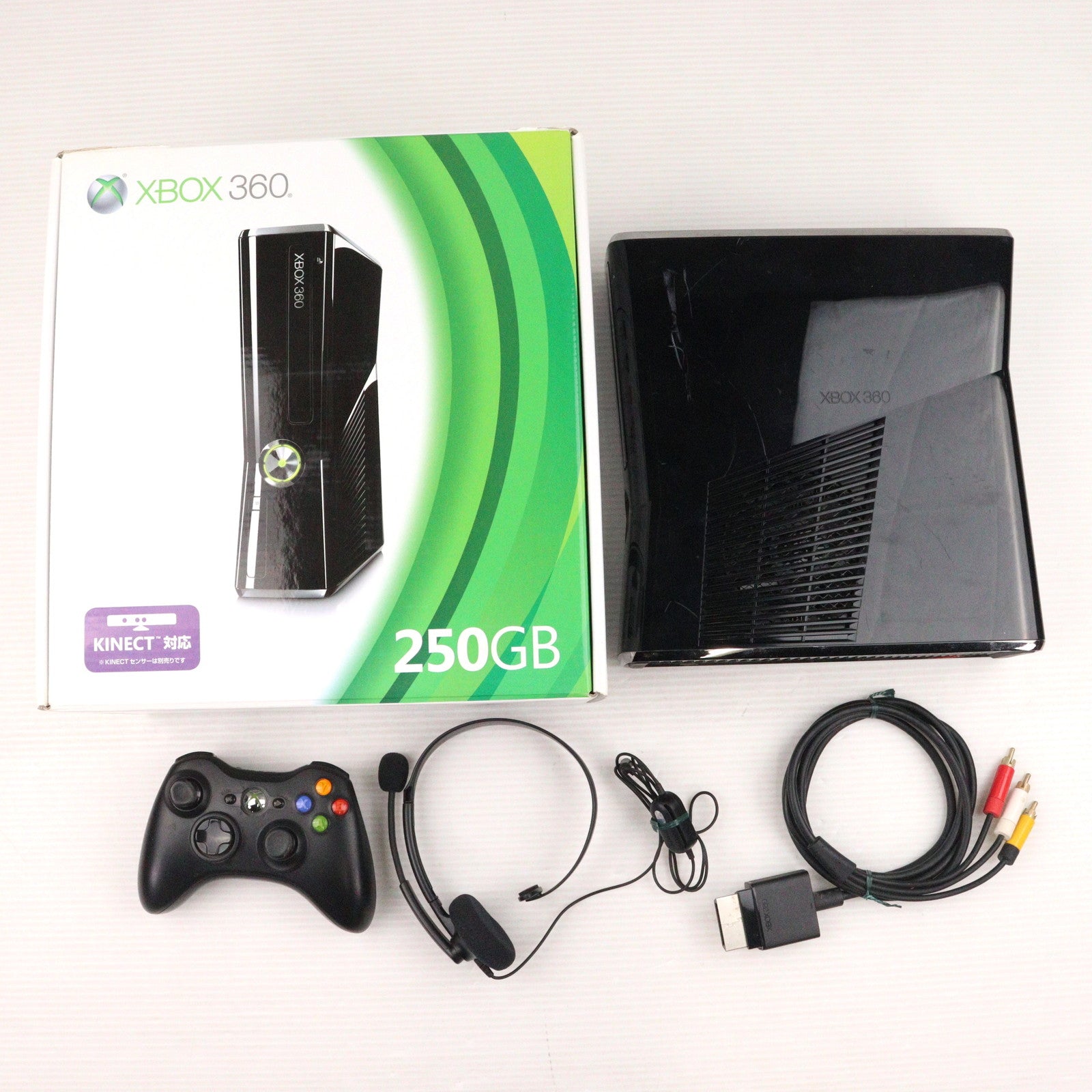 【中古即納】[Xbox360] (本体) Xbox360 250GB 日本マイクロソフト(RKH-00014)(20100624)