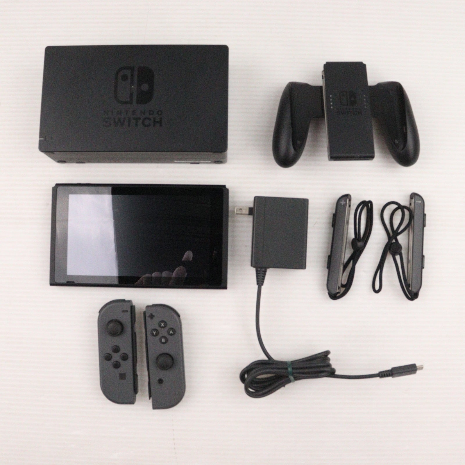 【中古即納】[Switch] (本体) Nintendo Switch(ニンテンドースイッチ) Joy-Con(L)/R グレー 任天堂(HAD-S-KAAAA)(20190830)