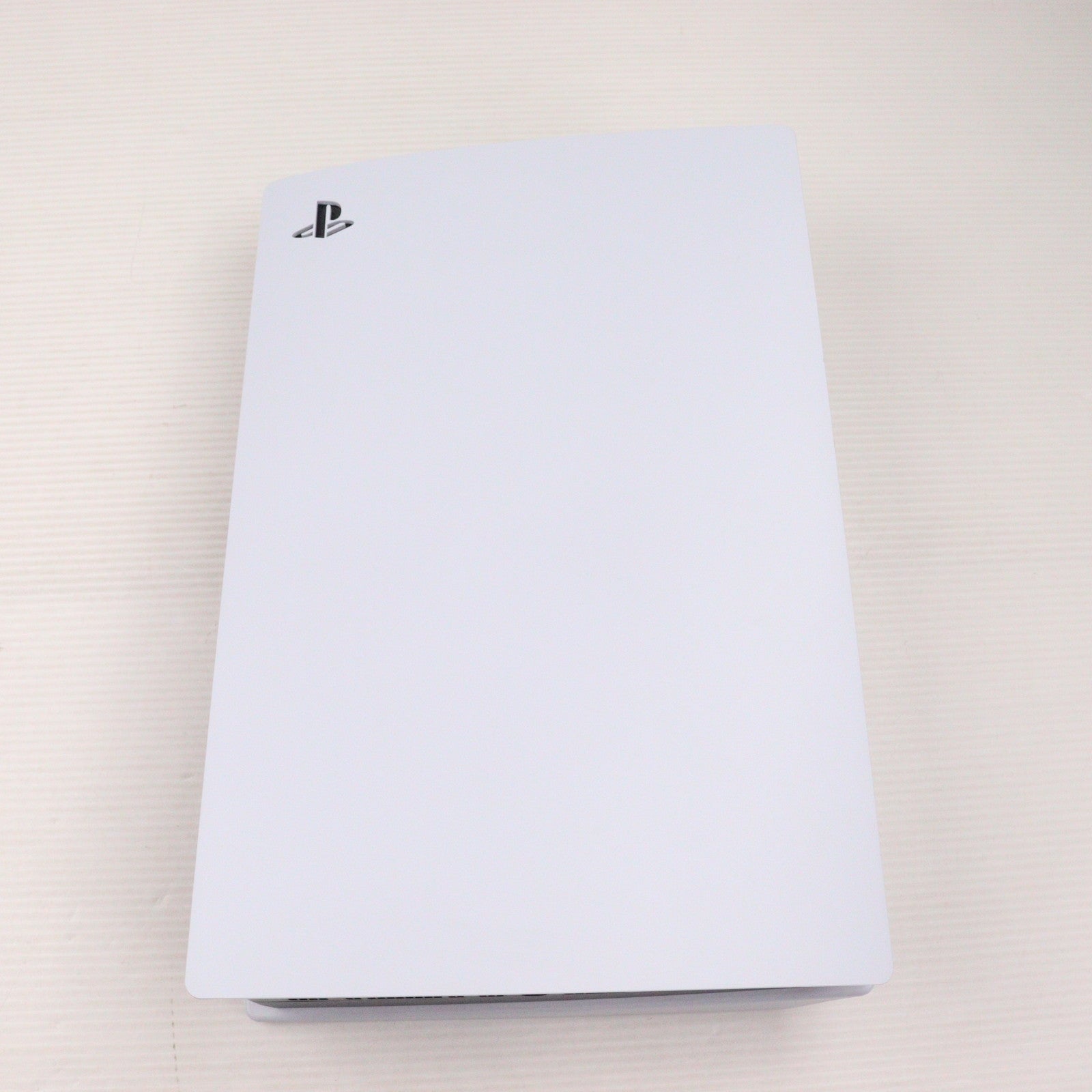 【中古即納】[PS5] (本体) PlayStation 5(プレイステーション5) SIE(CFI-1200A01)(20220915)
