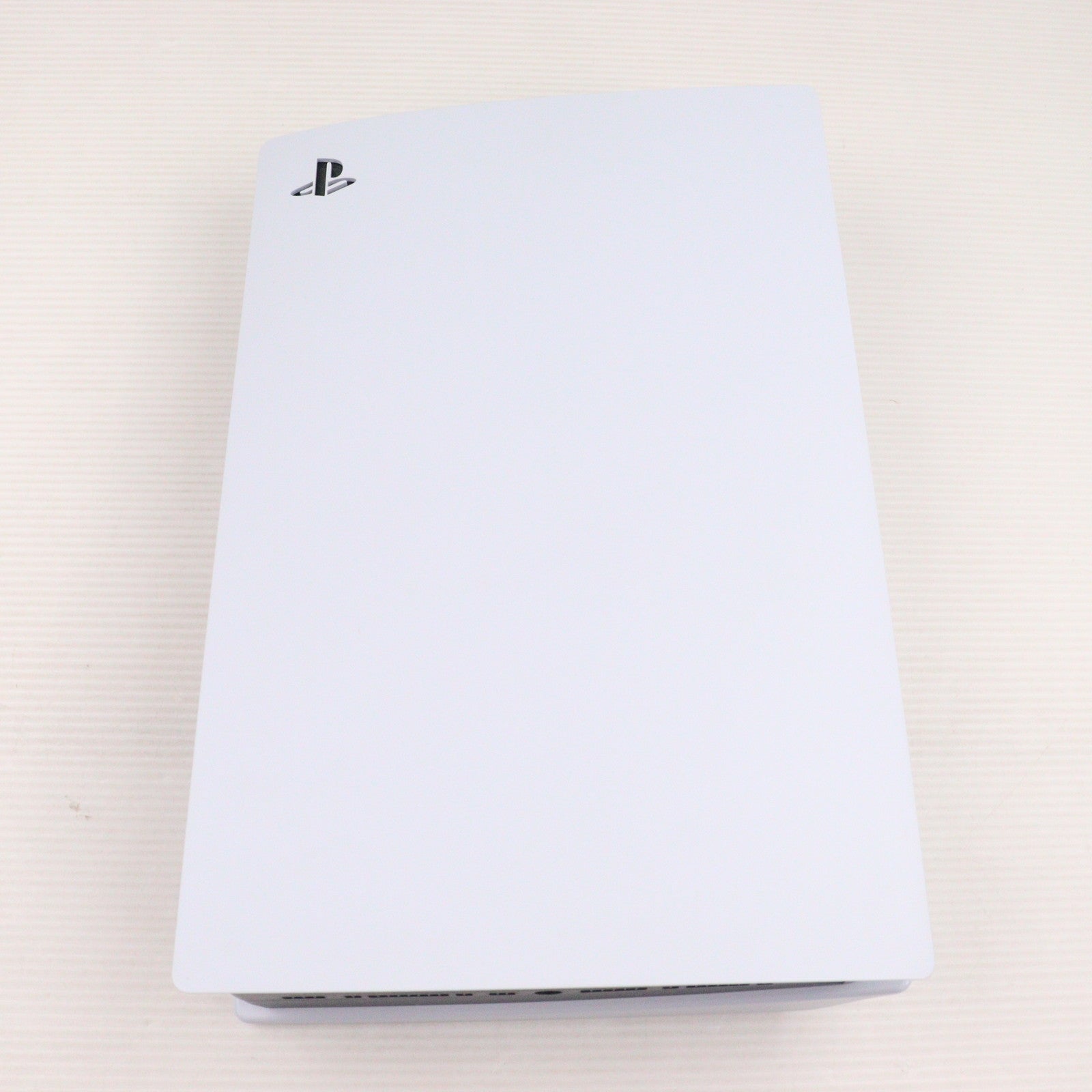 【中古即納】[PS5] (本体) PlayStation 5(プレイステーション5) SIE(CFI-1200A01)(20220915)
