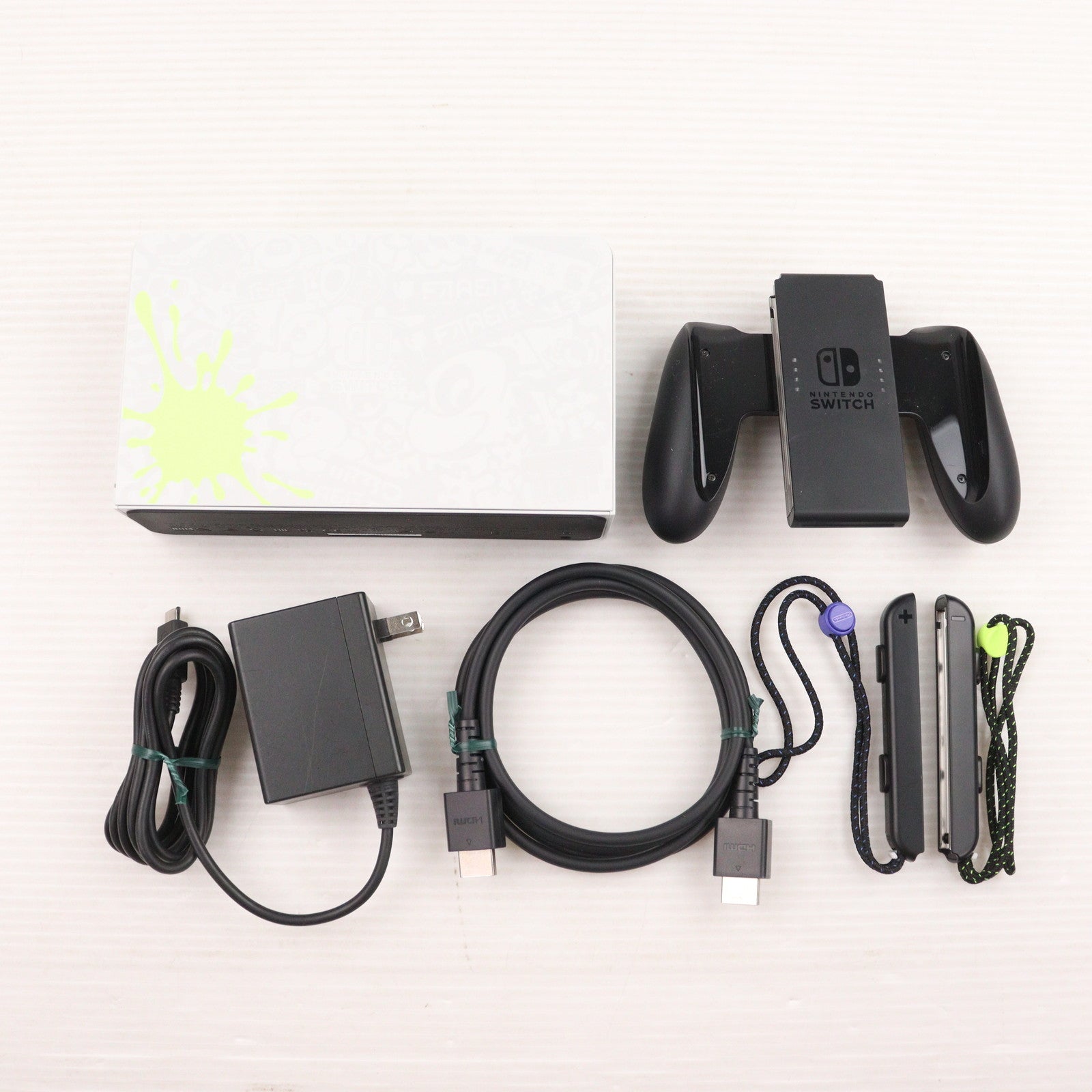 【中古即納】[Switch] (本体) Nintendo Switch(ニンテンドースイッチ) 有機ELモデル スプラトゥーン3エディション 任天堂(HEG-S-KCAAA)(20220826)