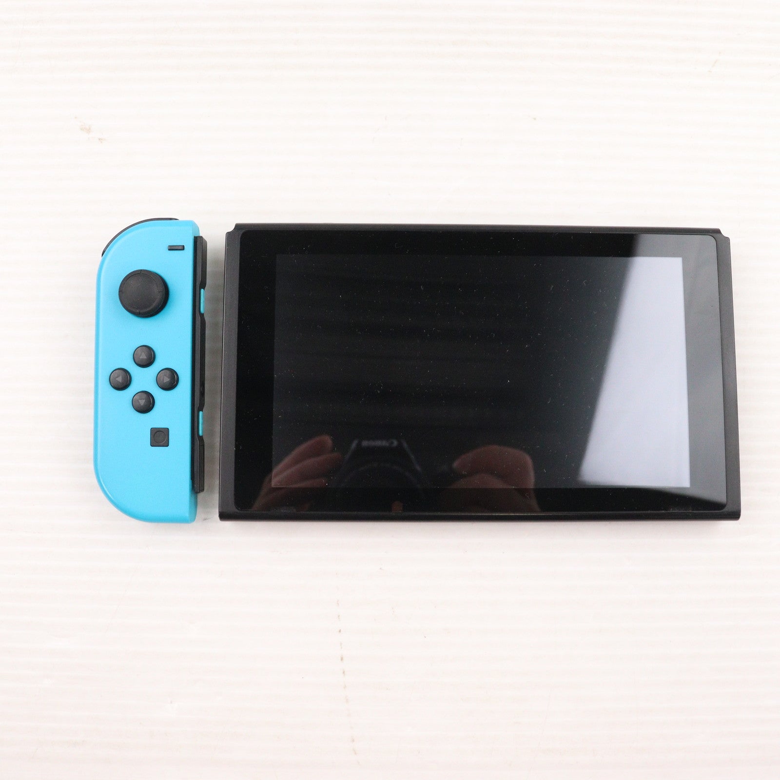 【中古即納】[Switch] (本体) Nintendo Switch(ニンテンドースイッチ) Joy-Con(L) ネオンブルー/R ネオンレッド 任天堂(HAC-S-KABAA)(20170303)
