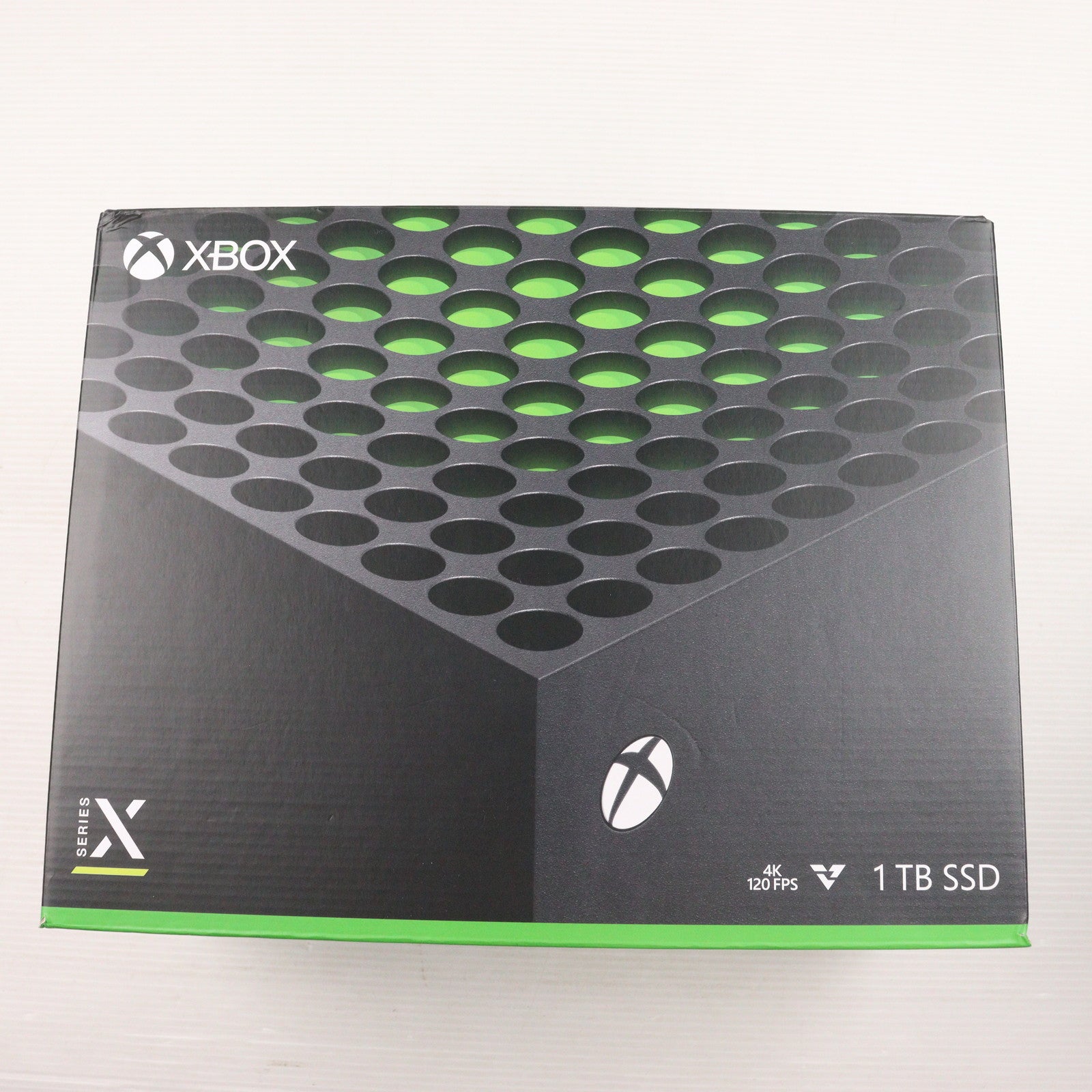【中古即納】[XboxX/S] (本体) Xbox Series X 1TB 日本マイクロソフト(RRT-00015)(20201110)