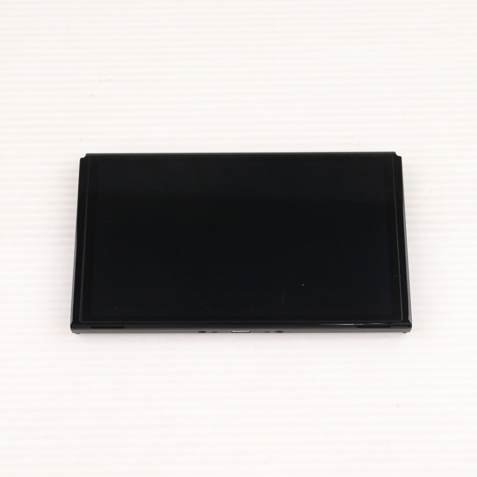 【中古即納】[Switch] (本体) Nintendo Switch(ニンテンドースイッチ) 有機ELモデル Joy-Con(L)/R ホワイト 任天堂(HEG-S-KAAAA)(20211008)