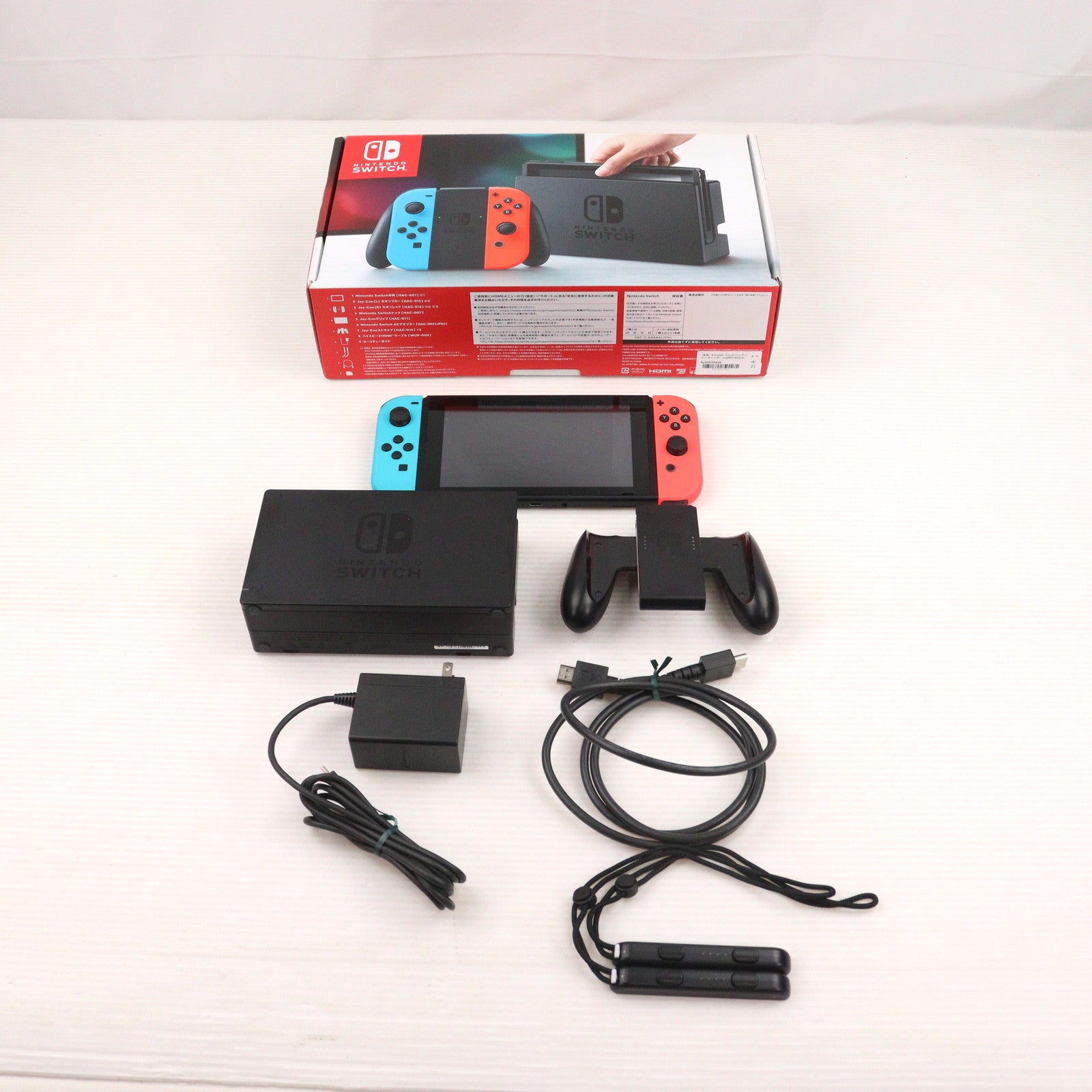 【中古即納】[Switch] (本体) Nintendo Switch(ニンテンドースイッチ) Joy-Con(L) ネオンブルー/R ネオンレッド 任天堂(HAC-S-KABAA)(20170303)