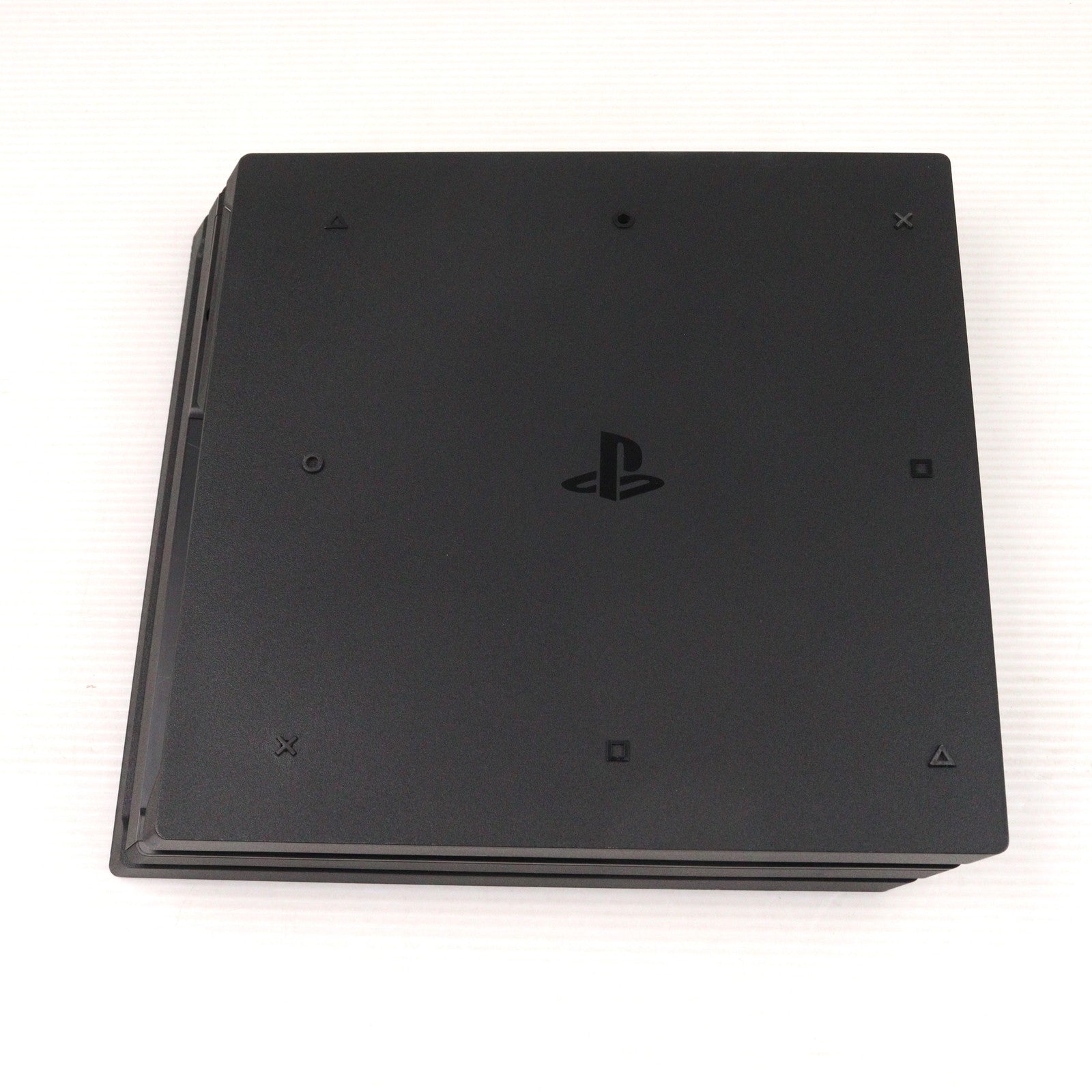 【中古即納】[PS4] (本体) PlayStation 4 Pro(プレイステーション4 プロ) ジェット・ブラック 1TB SIE(CUH-7200BB01)(20180927)