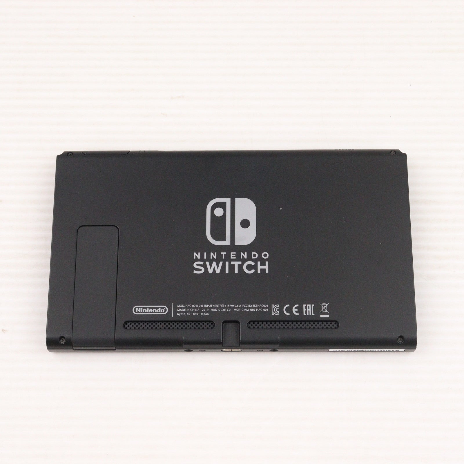 【中古即納】[Switch] (本体) Nintendo Switch(ニンテンドースイッチ) Joy-Con(L)/R グレー 任天堂(HAD-S-KAAAA)(20190830)