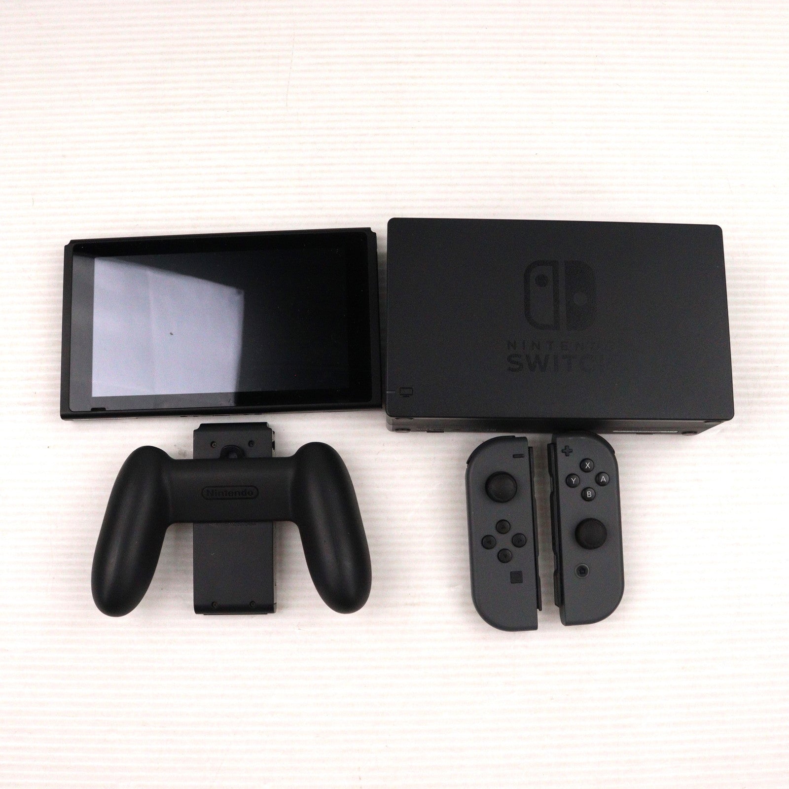 【中古即納】[Switch] (本体) Nintendo Switch(ニンテンドースイッチ) Joy-Con(L)/R グレー 任天堂(HAC-S-KAAAA)(20170303)