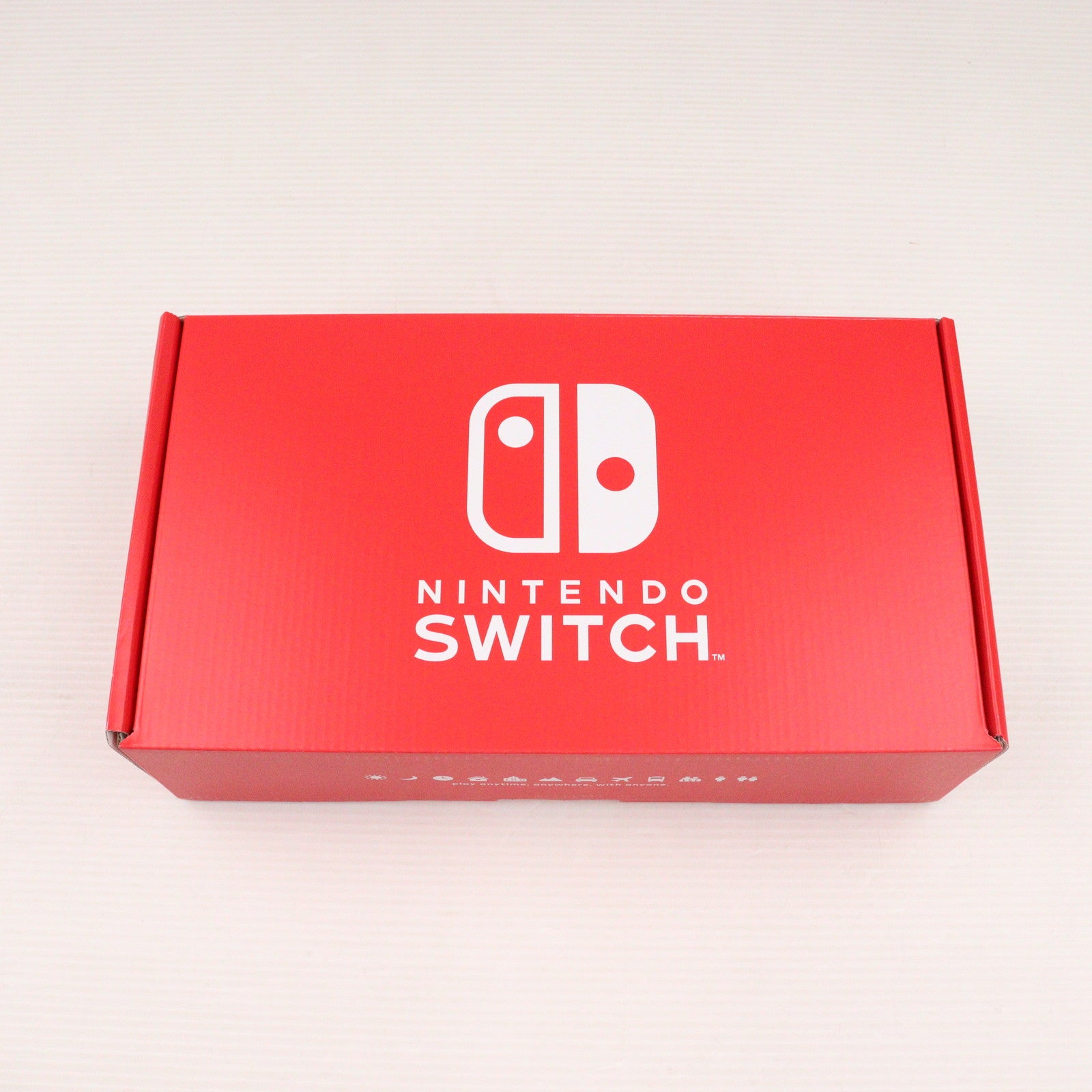 【中古即納】[Switch] (本体) Nintendo Tokyo限定 (新型)Nintendo Switch(ニンテンドースイッチ) Joy-Con(L) ネオンパープル/(R) ネオンオレンジ Joy-Conストラップ ブラック(HAD-S-KAEAA)(20191122)