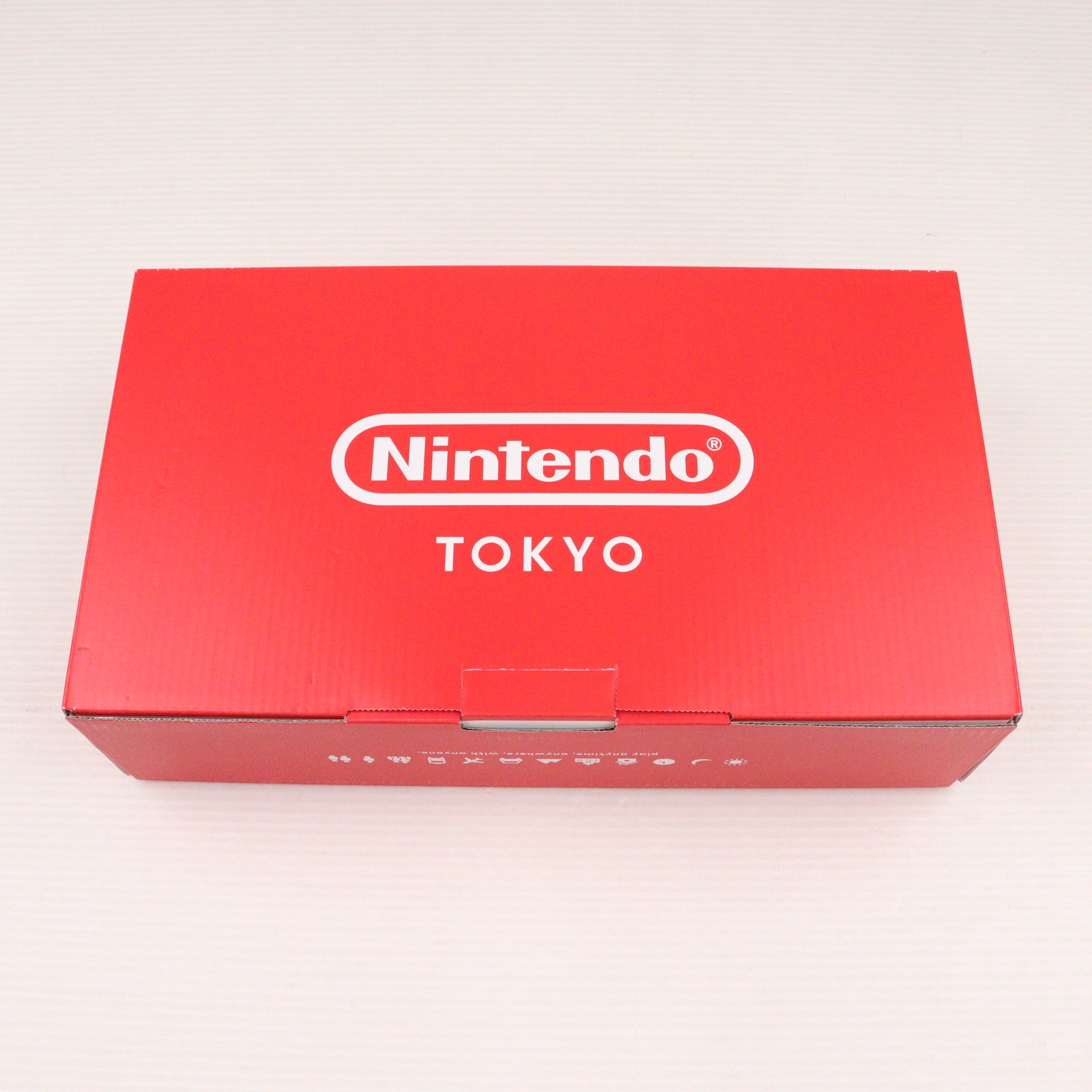 【中古即納】[Switch] (本体) Nintendo Tokyo限定 (新型)Nintendo Switch(ニンテンドースイッチ) Joy-Con(L) ネオンパープル/(R) ネオンオレンジ Joy-Conストラップ ブラック(HAD-S-KAEAA)(20191122)