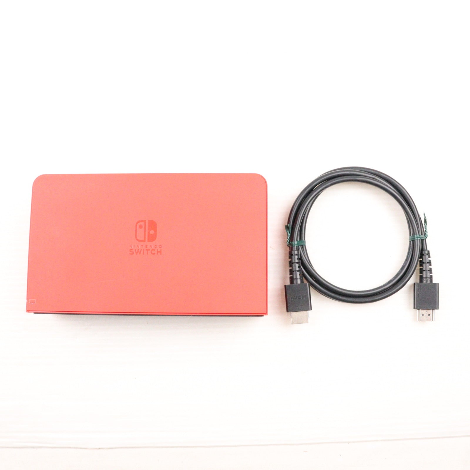 【中古即納】[Switch] (本体) Nintendo Switch(ニンテンドースイッチ) 有機ELモデル マリオレッド 任天堂(HEG-S-RAAAA)(20231006)