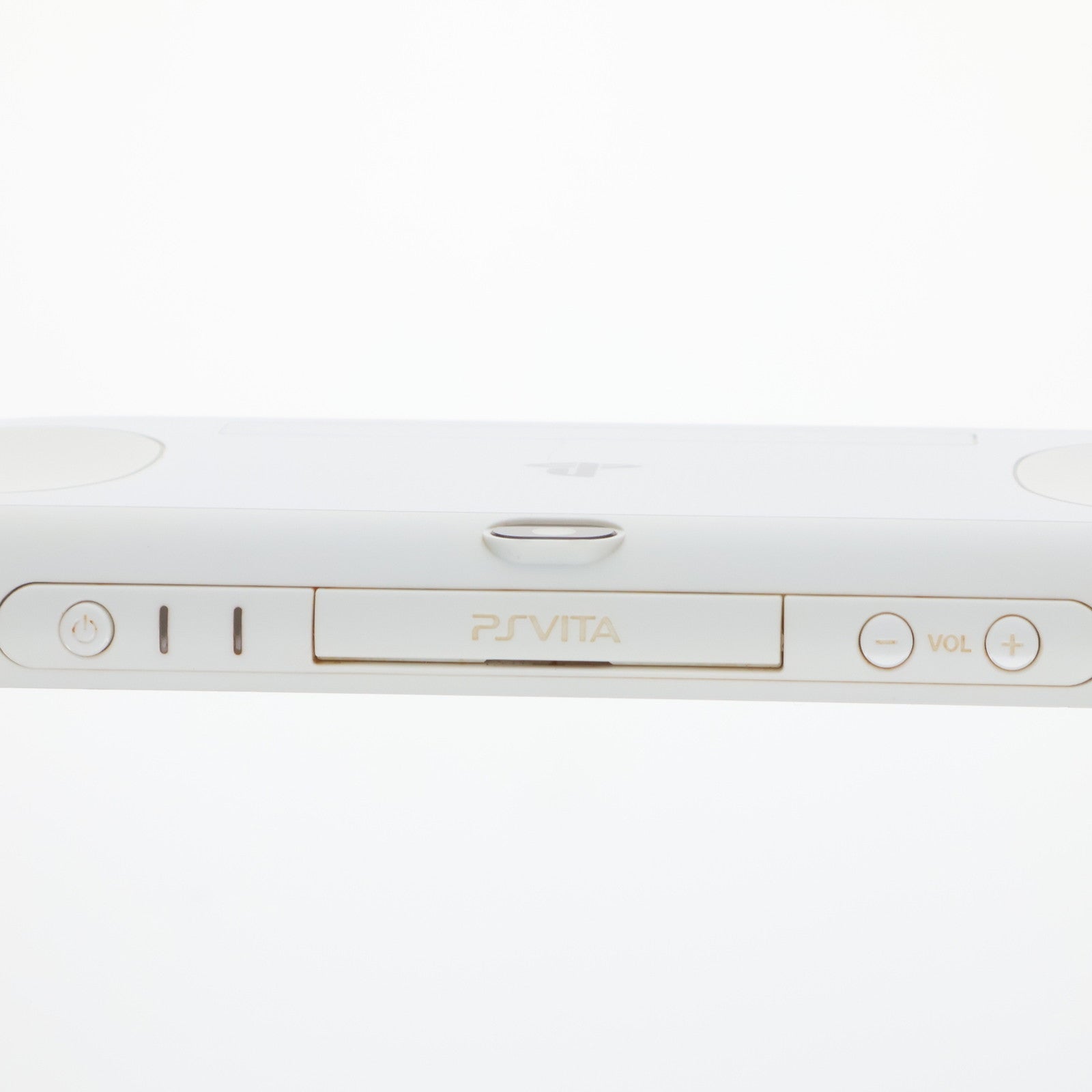 【中古即納】[PSVita] (本体) PlayStation Vita(プレイステーションVita) Wi-Fiモデル ホワイト SCE(PCH-2000ZA12)(20131010)