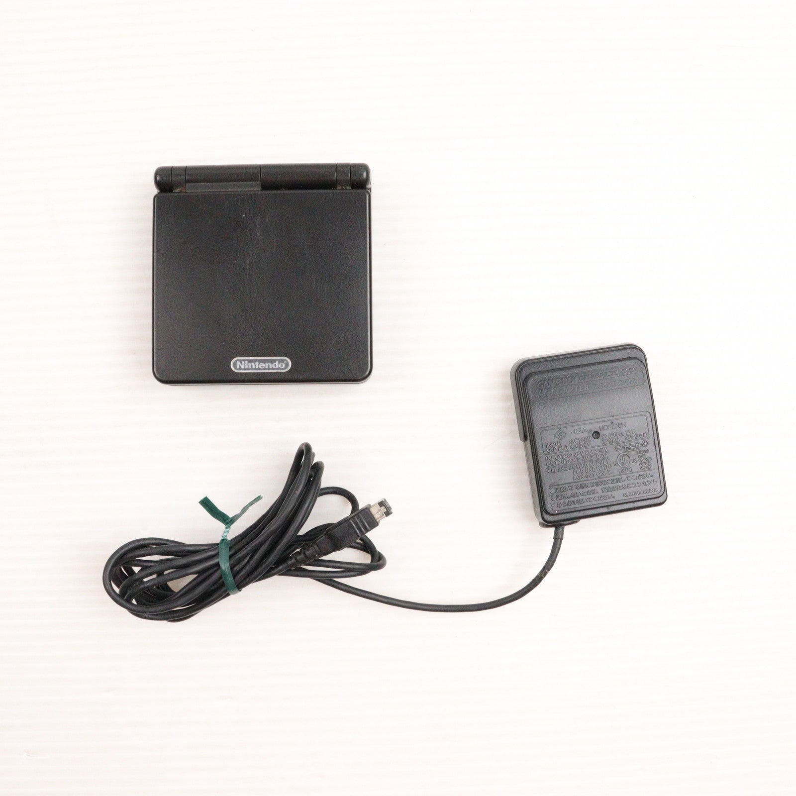 【中古即納】[GBA] (本体) GAMEBOY ADVANCE SP(ゲームボーイアドバンスSP) オニキスブラック 任天堂(AGS-S-ZKA)(20030214)