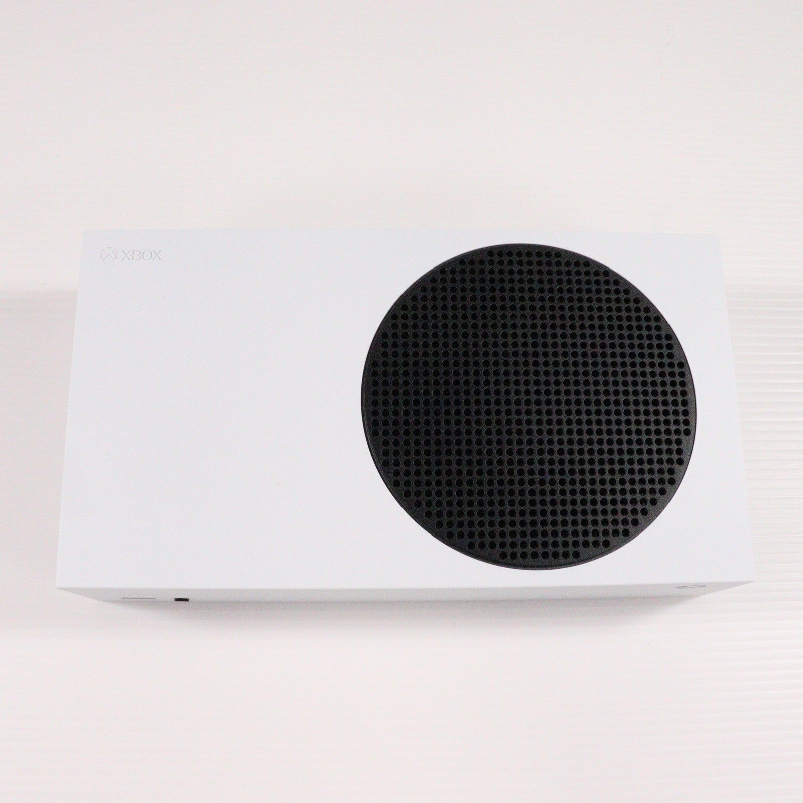 【中古即納】[XboxX/S] (本体) Xbox Series S 512GB 日本マイクロソフト(RRS-00015)(20201110)