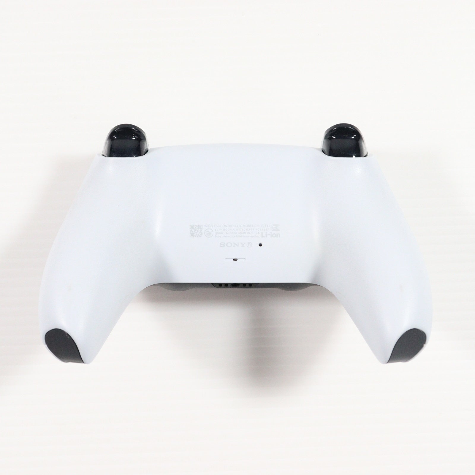 【中古即納】[PS5] (本体) PlayStation 5(プレイステーション5) SIE(CFI-1000A01)(20201112)