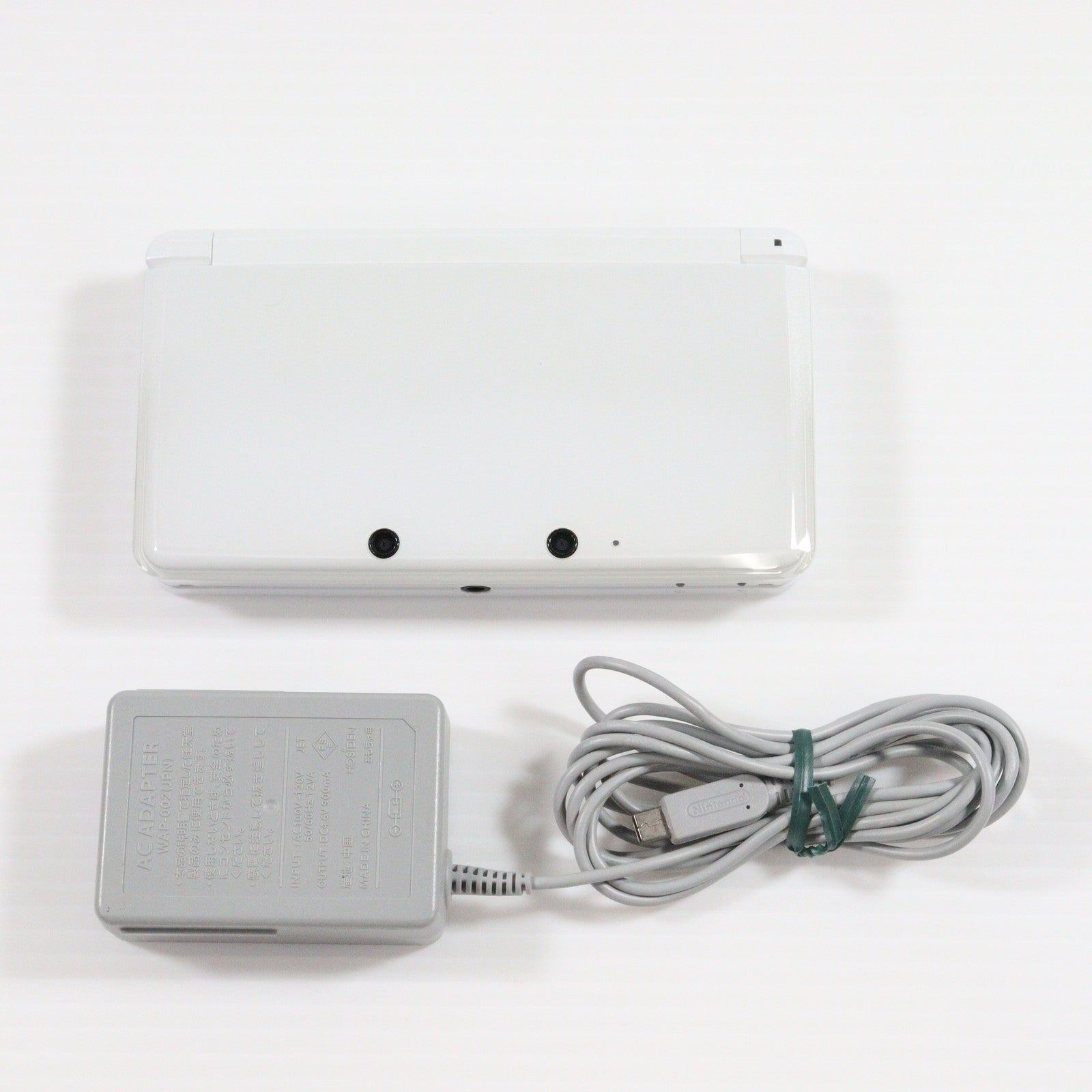 【中古即納】[3DS] (本体) ニンテンドー3DS アイスホワイト 任天堂(CTR-S-WAAA)(20111103)
