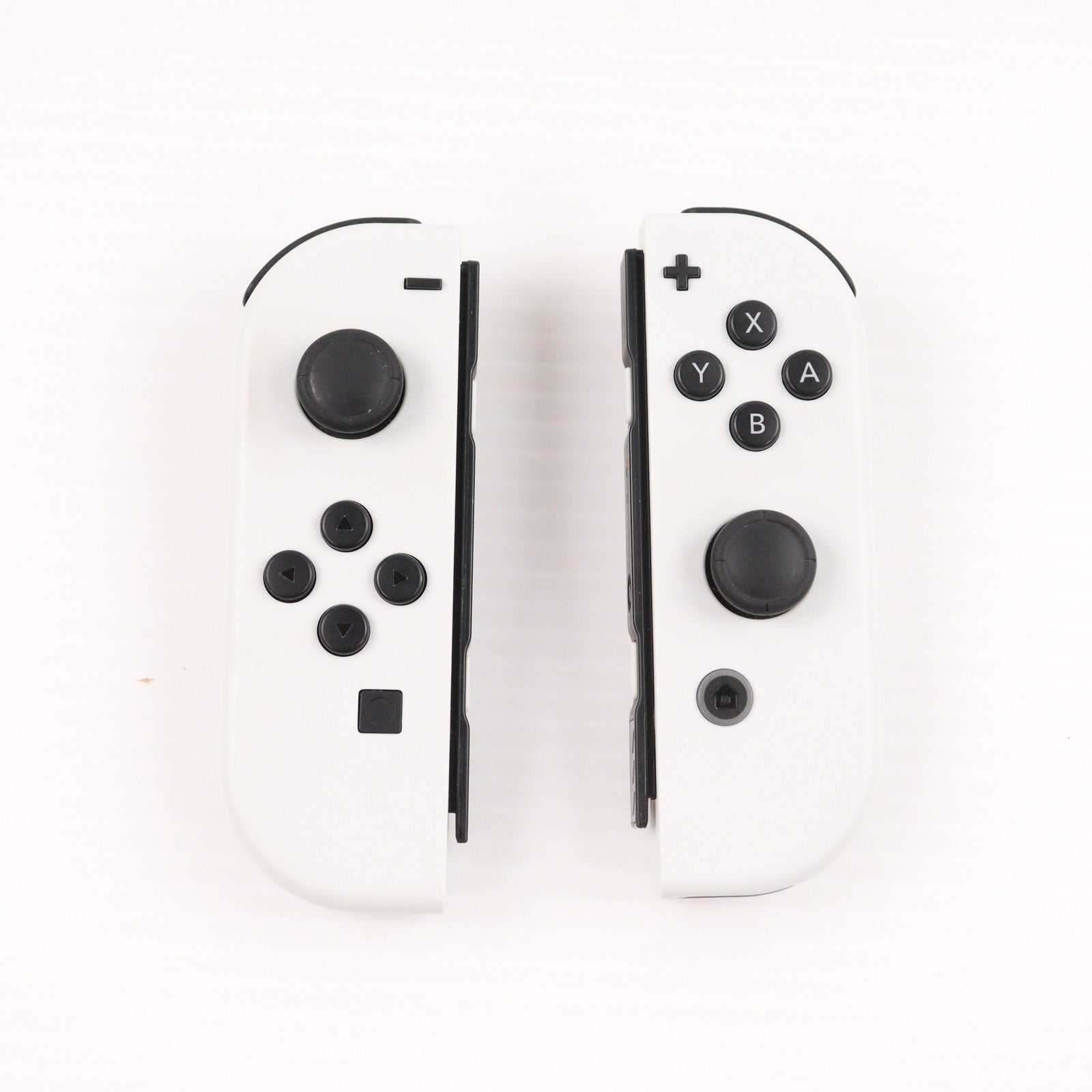 【中古即納】[Switch] (本体) Nintendo Switch(ニンテンドースイッチ) 有機ELモデル Joy-Con(L)/R ホワイト 任天堂(HEG-S-KAAAA)(20211008)