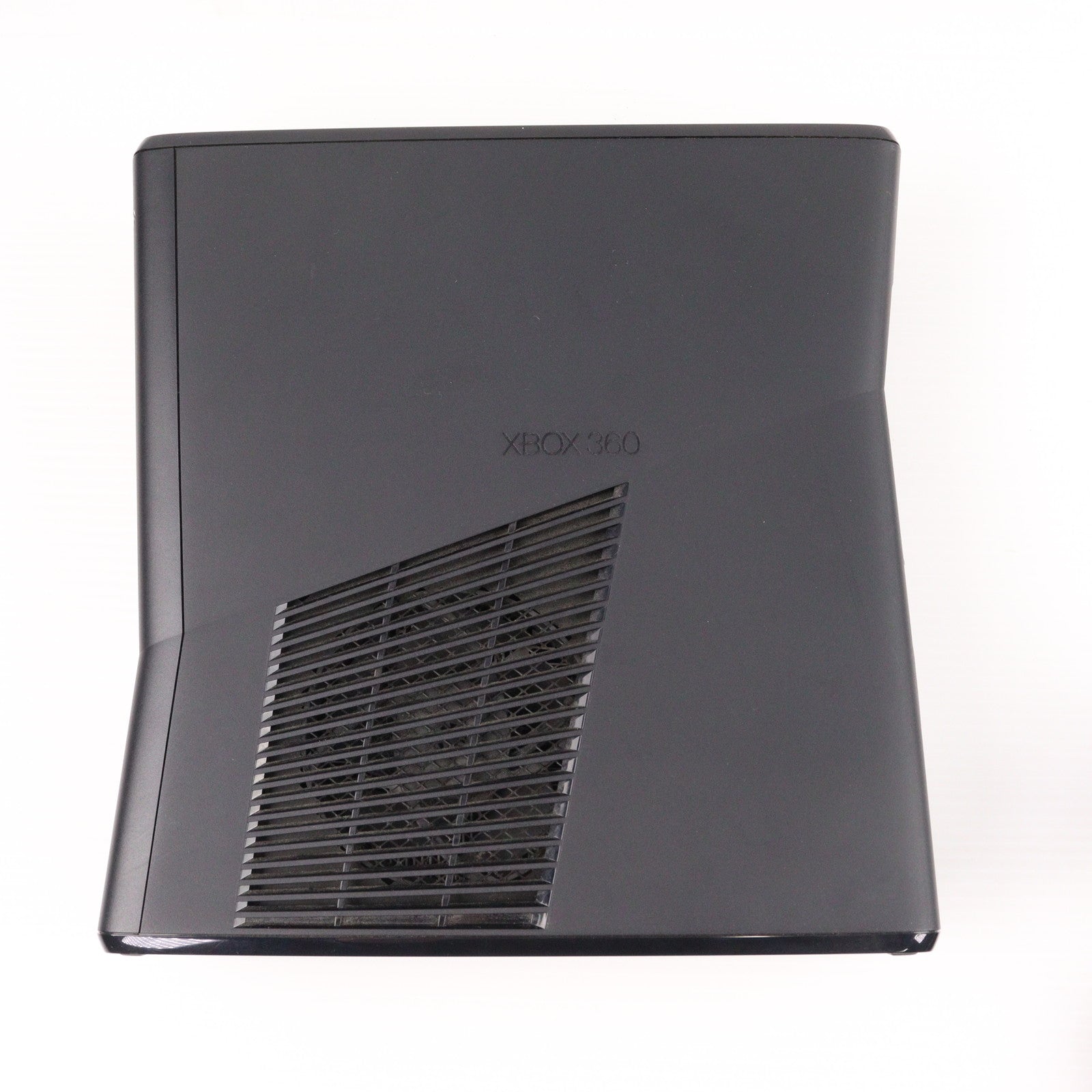 【中古即納】[Xbox360] (本体) Xbox360 4GB+Kinect(4GBプラスキネクト) 日本マイクロソフト(N6V-00016)(20130919)
