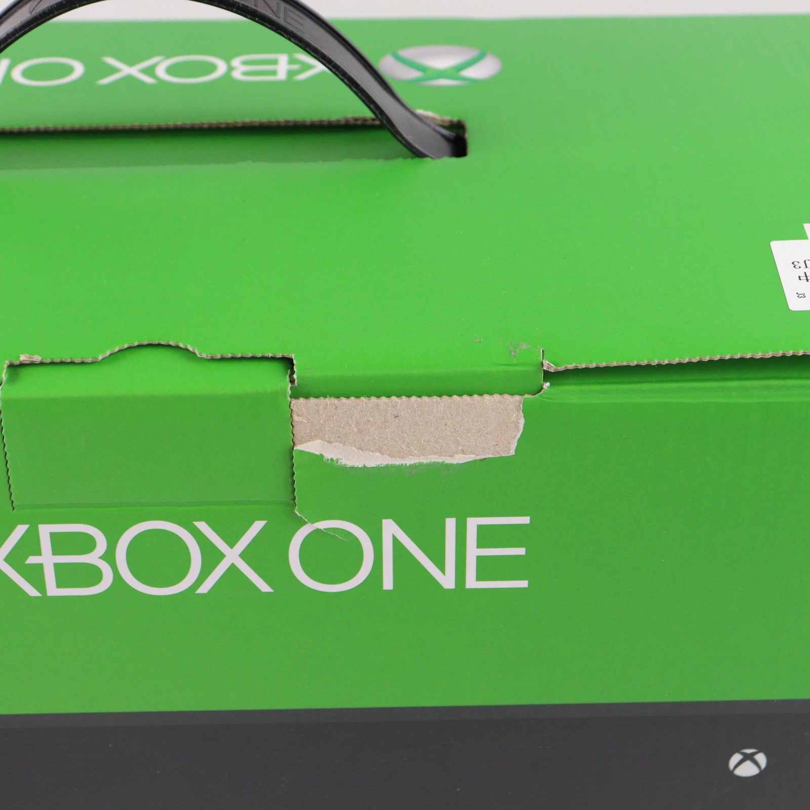 【中古即納】[XboxOne] (本体) Xbox One(タイタンフォール同梱版) 日本マイクロソフト(5C7-00034)(20140904)