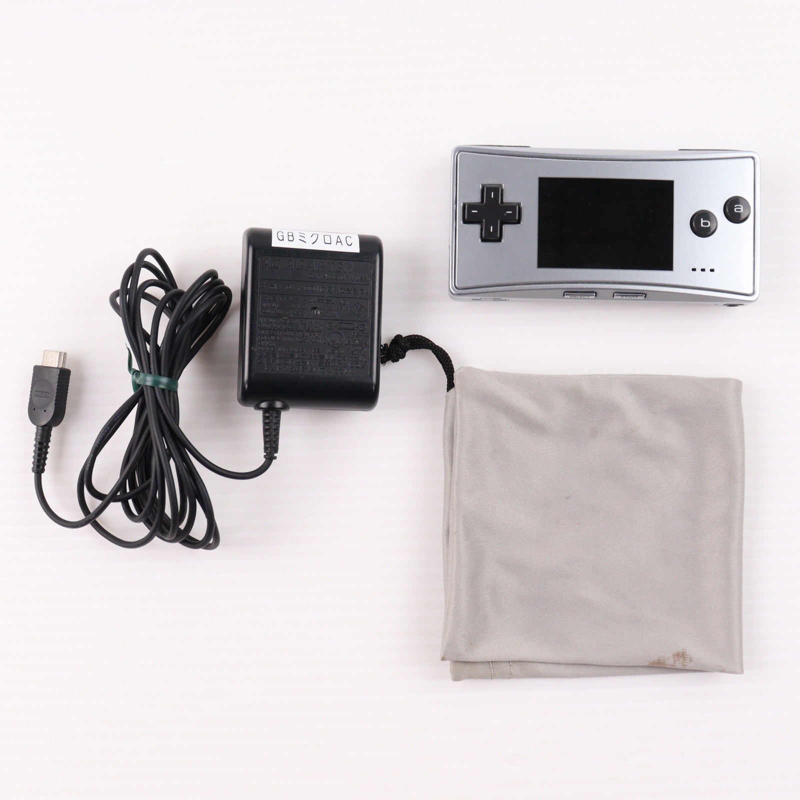 【中古即納】[GBA] (本体) GAMEBOY micro(ゲームボーイミクロ) シルバー 任天堂(OXY-S-AA)(20050913)