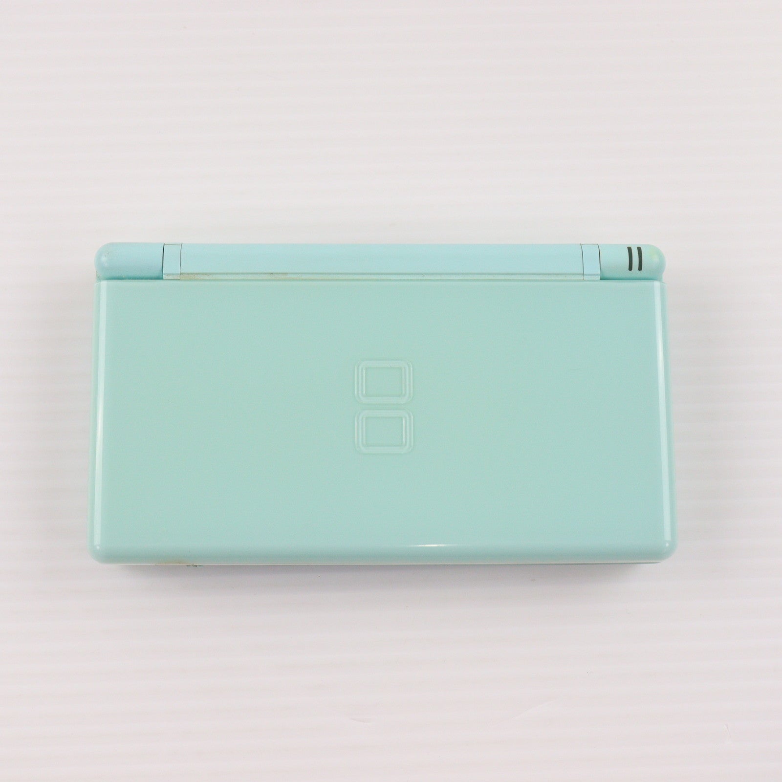 【中古即納】[NDS] (本体) ニンテンドーDS Lite(ライト) アイスブルー 任天堂(USG-S-CBA)(20060311)