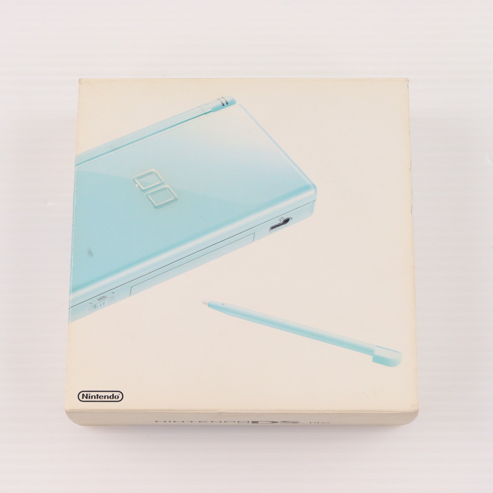 【中古即納】[NDS] (本体) ニンテンドーDS Lite(ライト) アイスブルー 任天堂(USG-S-CBA)(20060311)