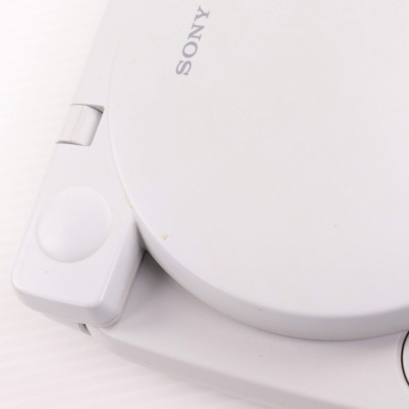 【中古即納】[PS] (本体) PlayStation PS one(プレイステーション ピーエス ワン)&液晶モニターCOMBO SCE(SCPH-140)(20011122)
