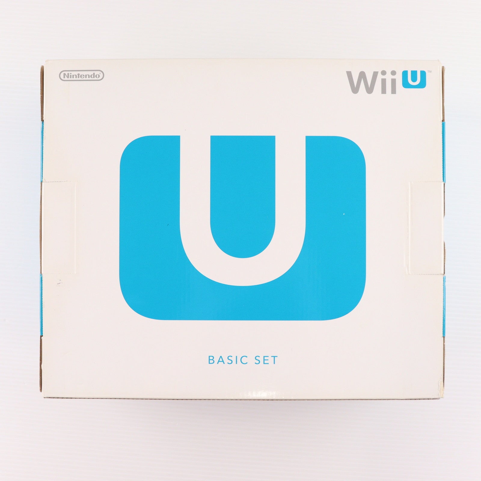 【中古即納】[WiiU] (本体) Wii U ベーシックセット 白 BASIC SET Shiro(本体メモリー8GB) 任天堂(WUP-S-WAAA)(20121208)