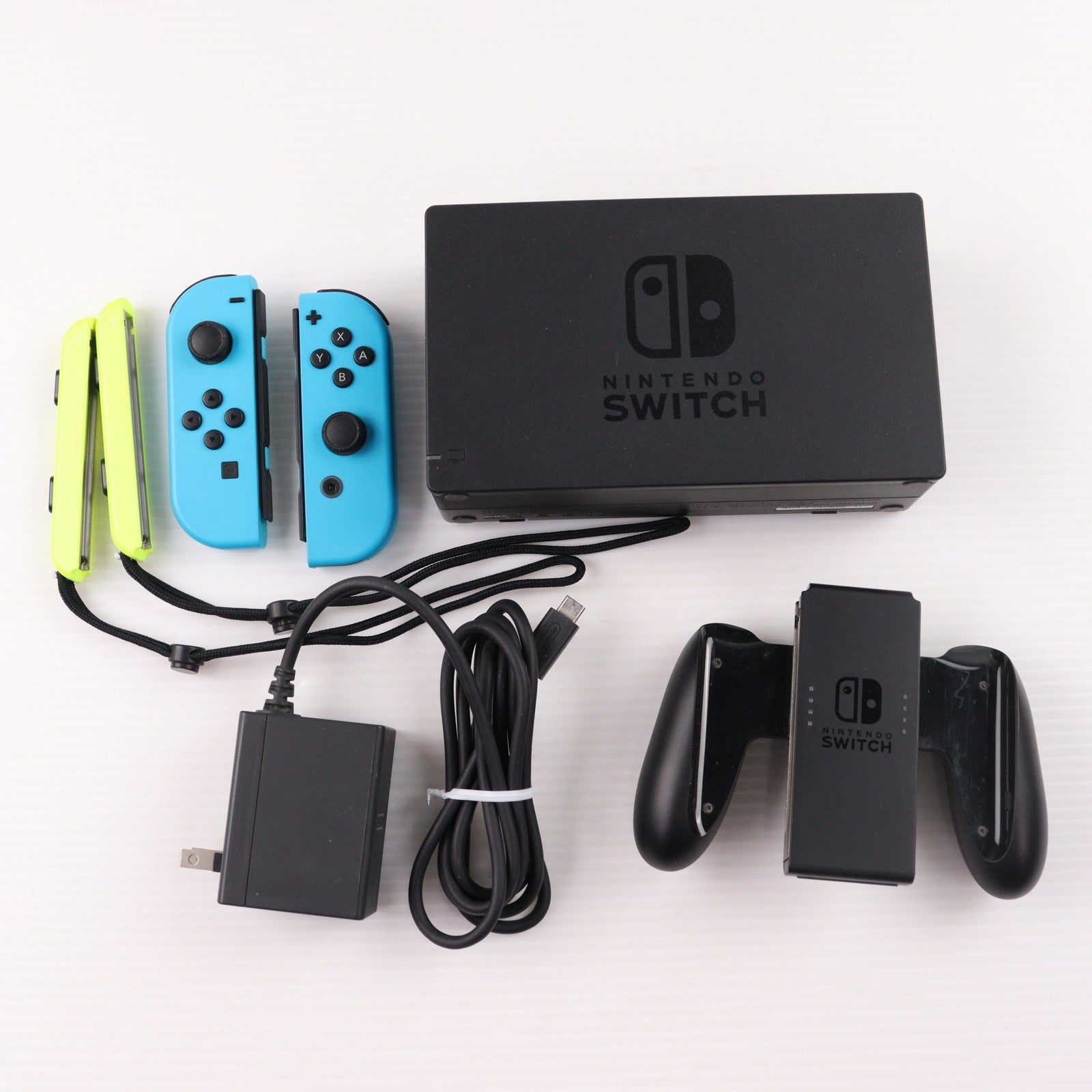 【中古即納】[Switch] (本体) マイニンテンドーストア限定 Nintendo Switch(ニンテンドースイッチ) カスタマイズ Joy-Con(L)/(R) ネオンブルー Joy-Conストラップ ネオンイエロー 任天堂(HAC-S-KAYAA)(20170303)