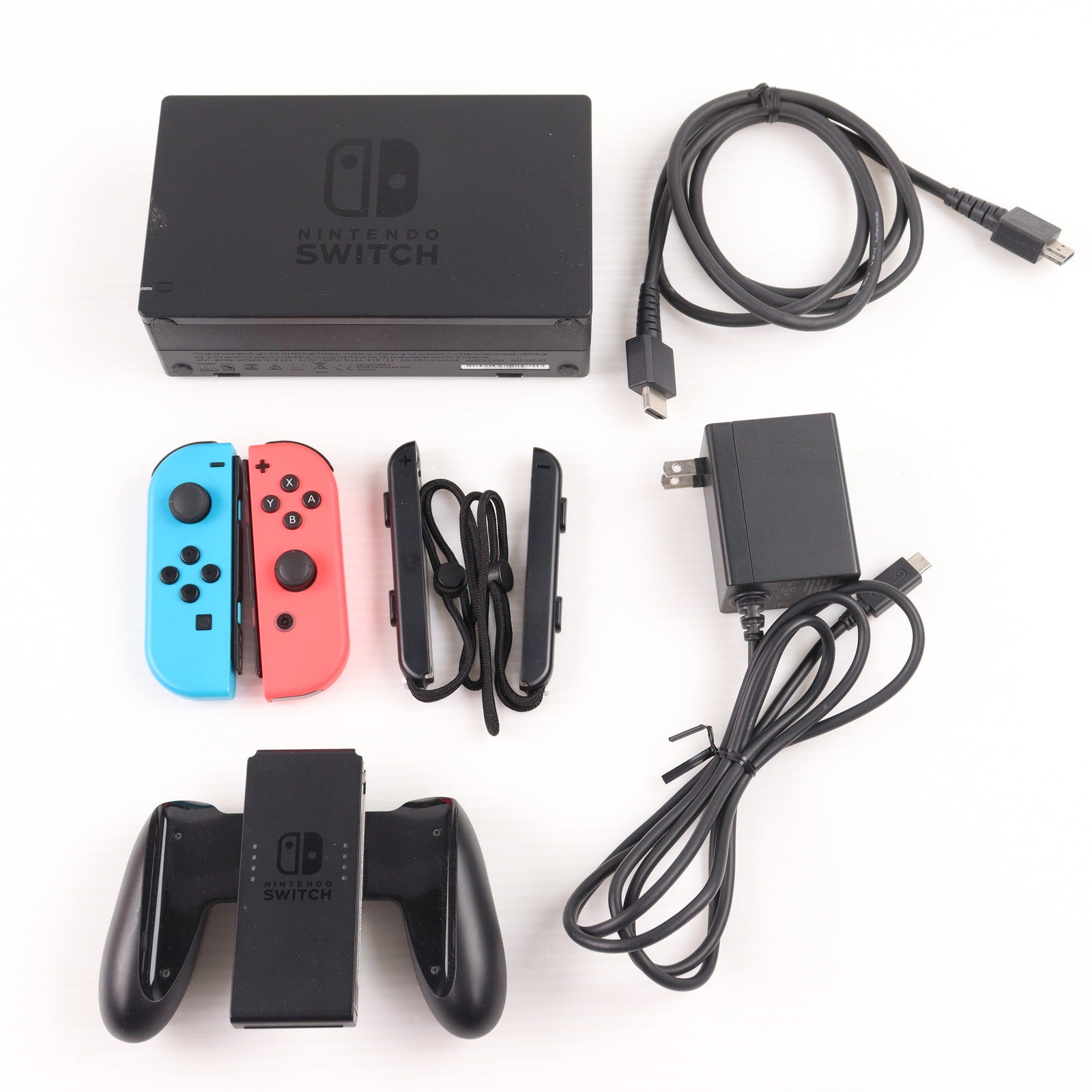 【中古即納】[Switch] (本体) マイニンテンドーストア限定 Nintendo Switch(ニンテンドースイッチ) カスタマイズ Joy-Con(L) ネオンブルー/(R) ネオンレッド Joy-Conストラップ ブラック 任天堂(HAC-S-KABAA)(20170303)